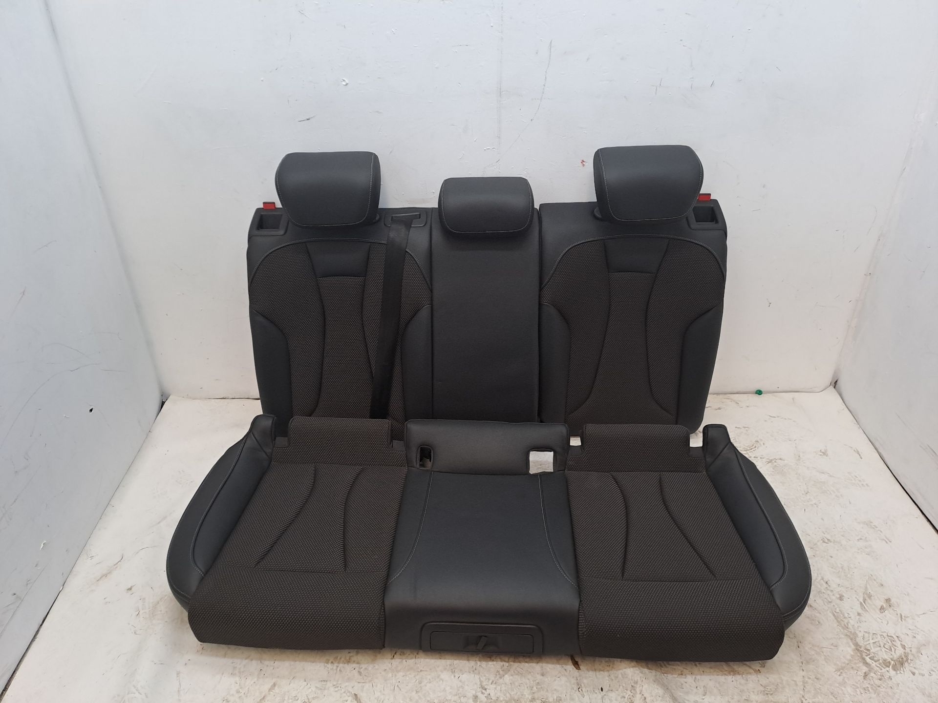 JUEGO ASIENTOS COMPLETO AUDI A3 SEDÁN (8VM)