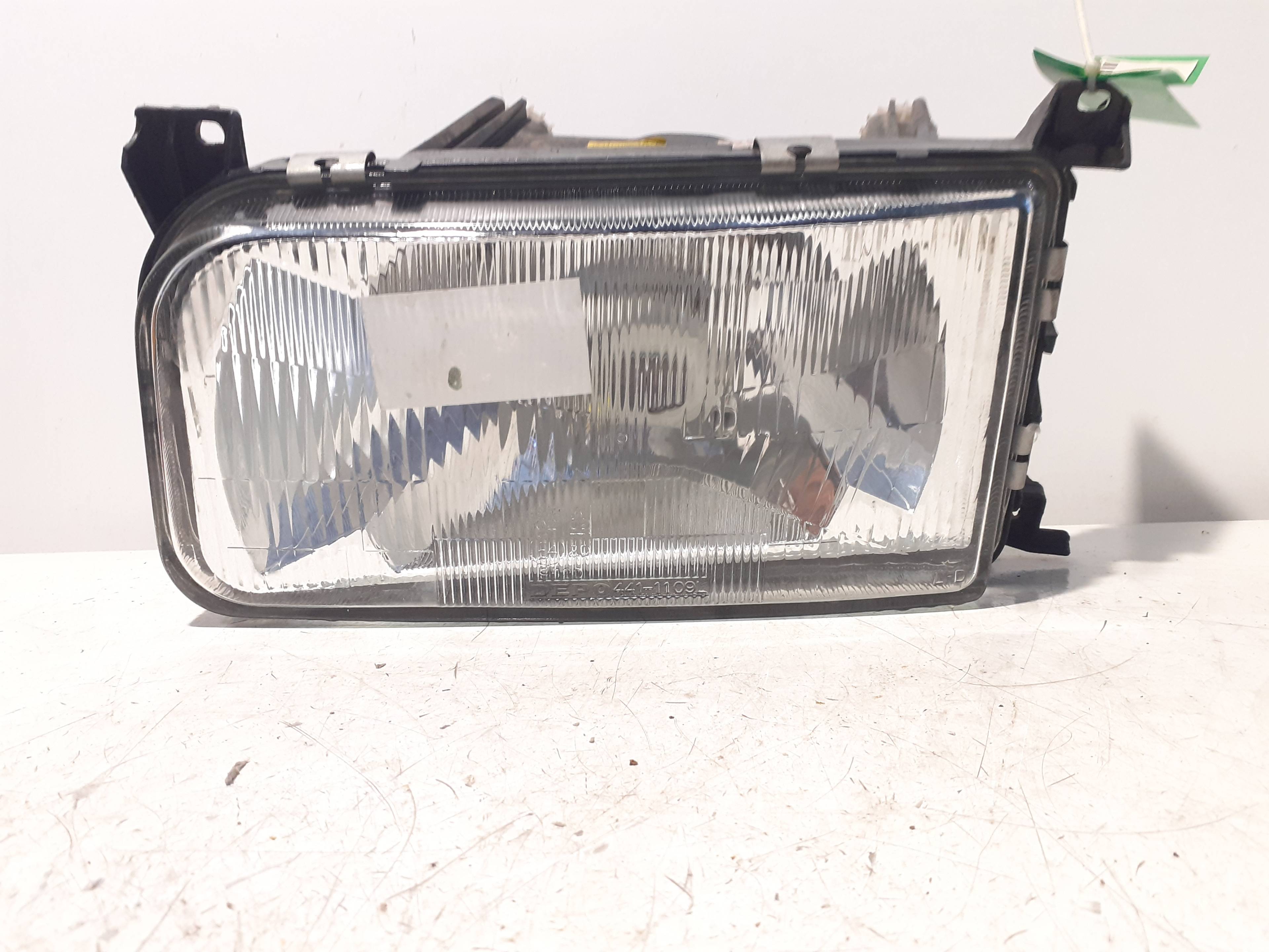 Phare gauche VOLKSWAGEN PASSAT VARIANT (315)