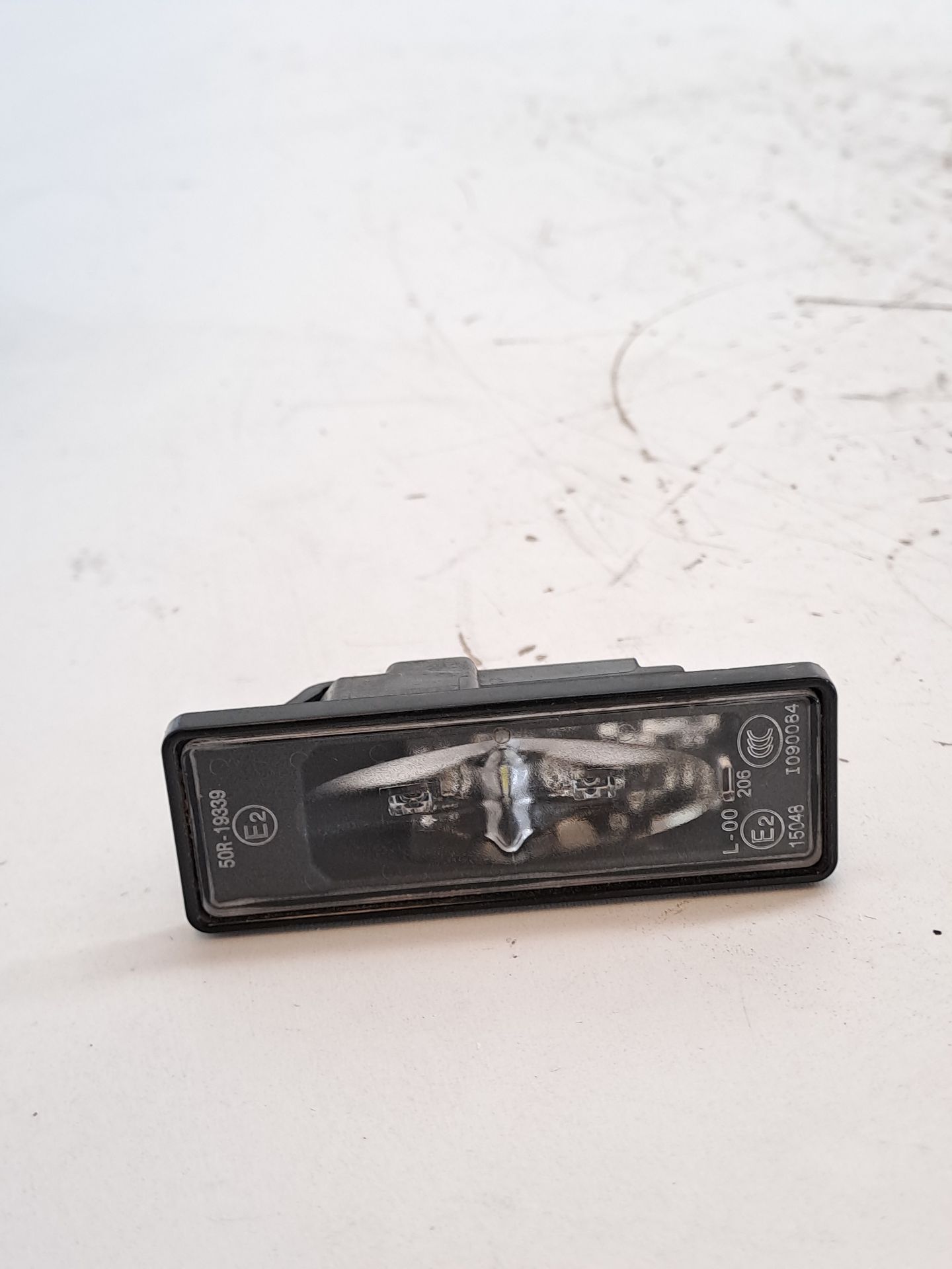 Éclairage de plaque OPEL ASTRA K SPORTS TOURER