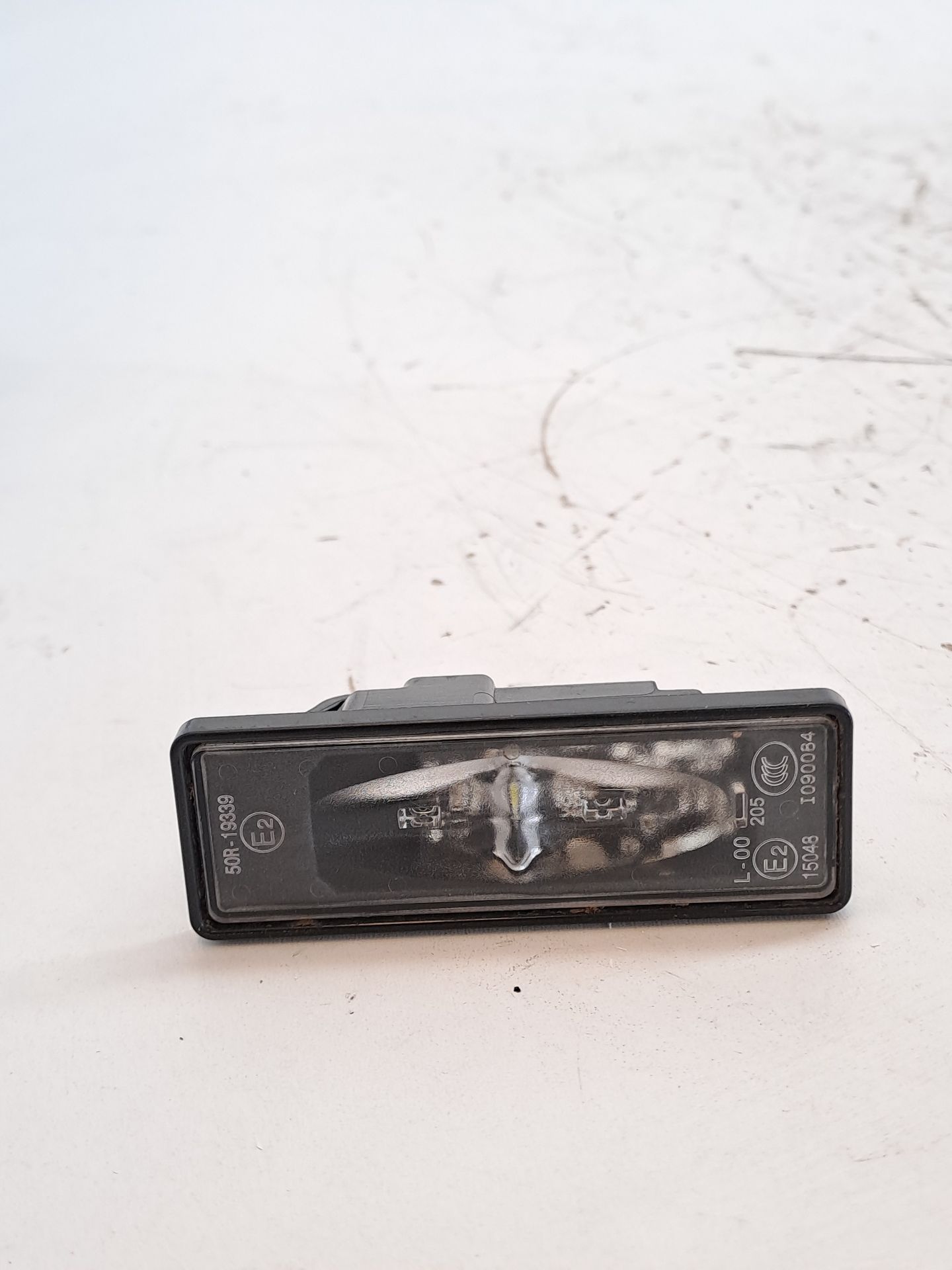 Éclairage de plaque OPEL ASTRA K SPORTS TOURER