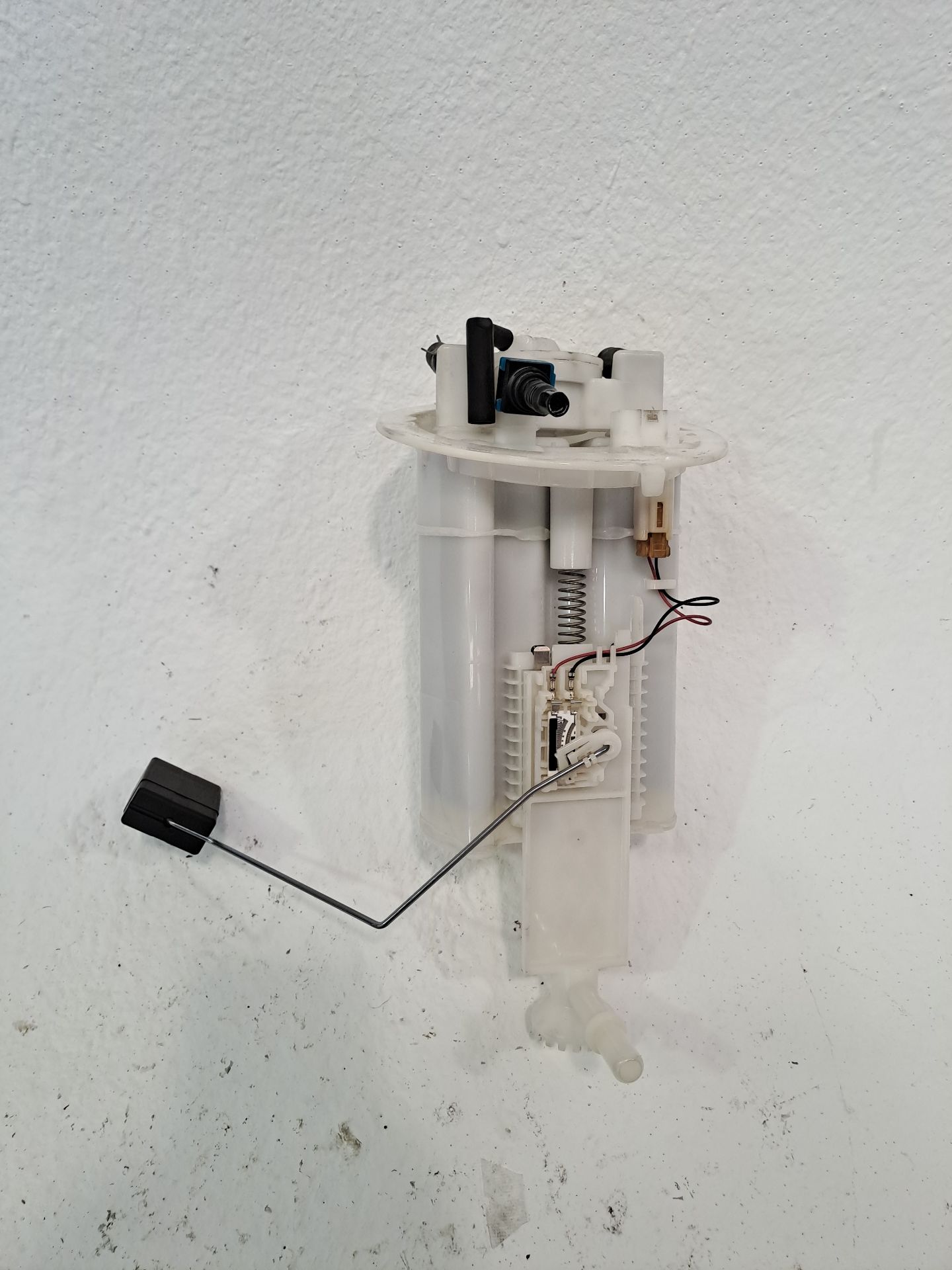 Fuel Level Sensor LEXUS IS 300 (JCE10)