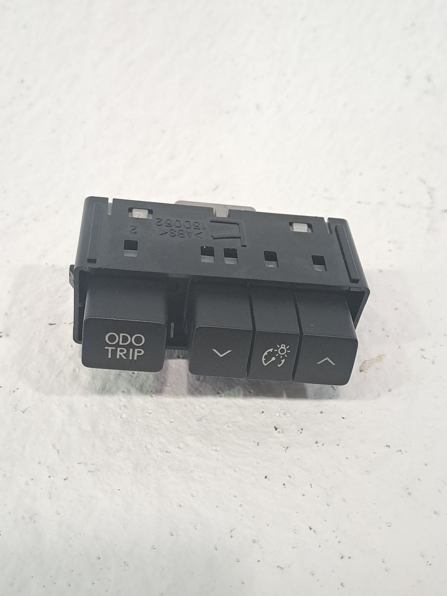 Farol de nevoeiro esquerdo LEXUS IS 300 (JCE10)