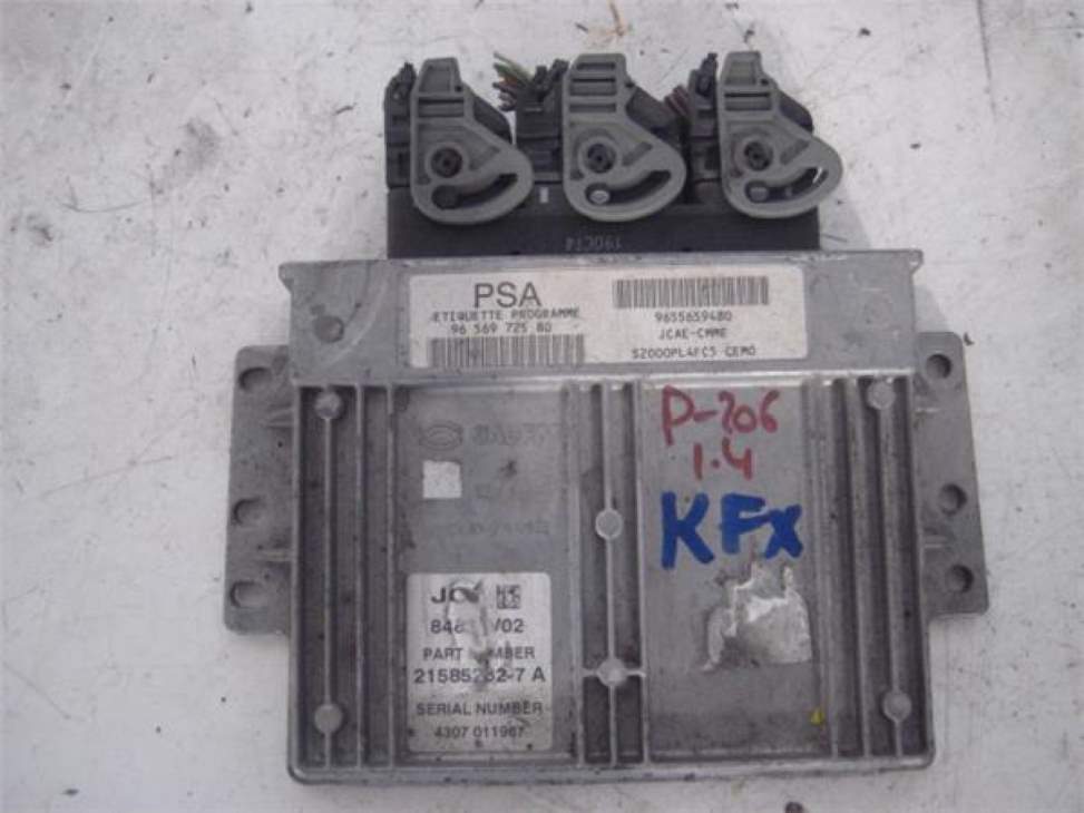 Engine control unit ECU PEUGEOT 206 BERLINA