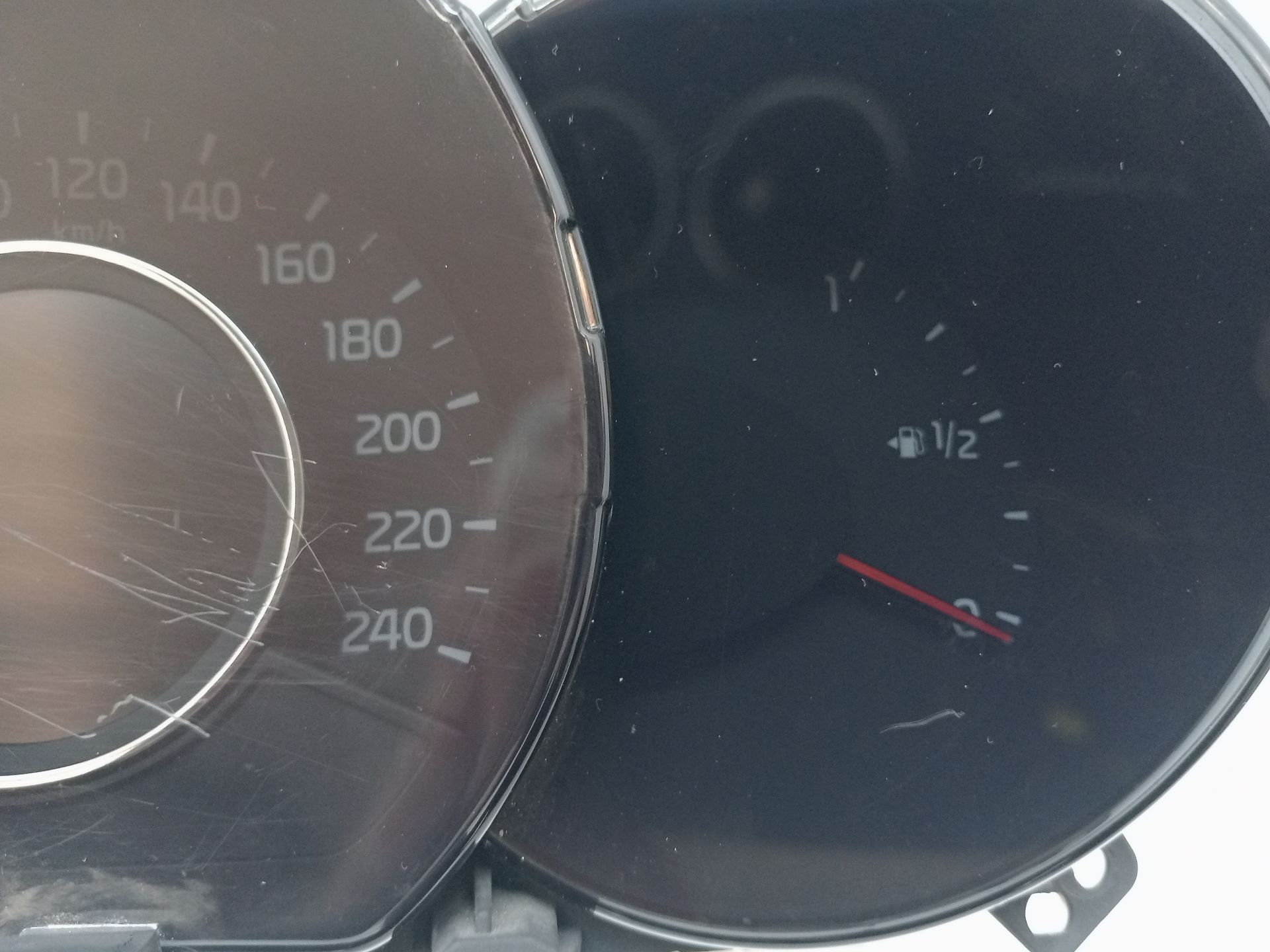 Kombiinstrument KIA CEED