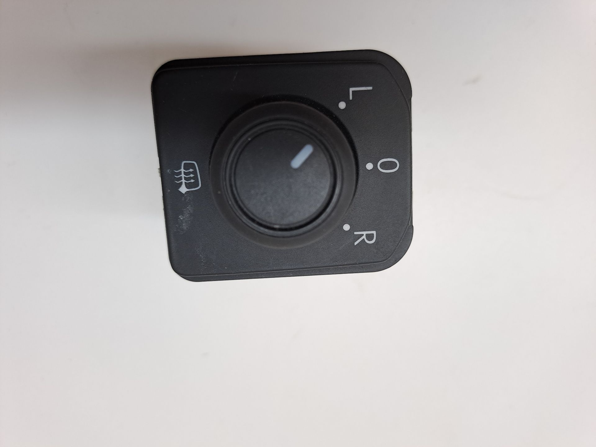 Comando retrovisor VOLKSWAGEN GOLF VIII LIM. (CD1)