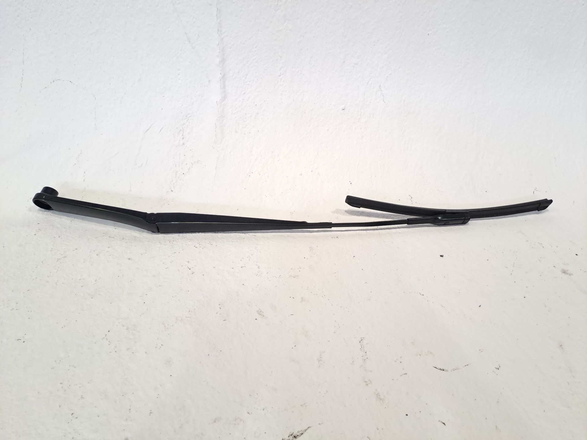 Front Right Wiper Arm HYUNDAI TUCSON