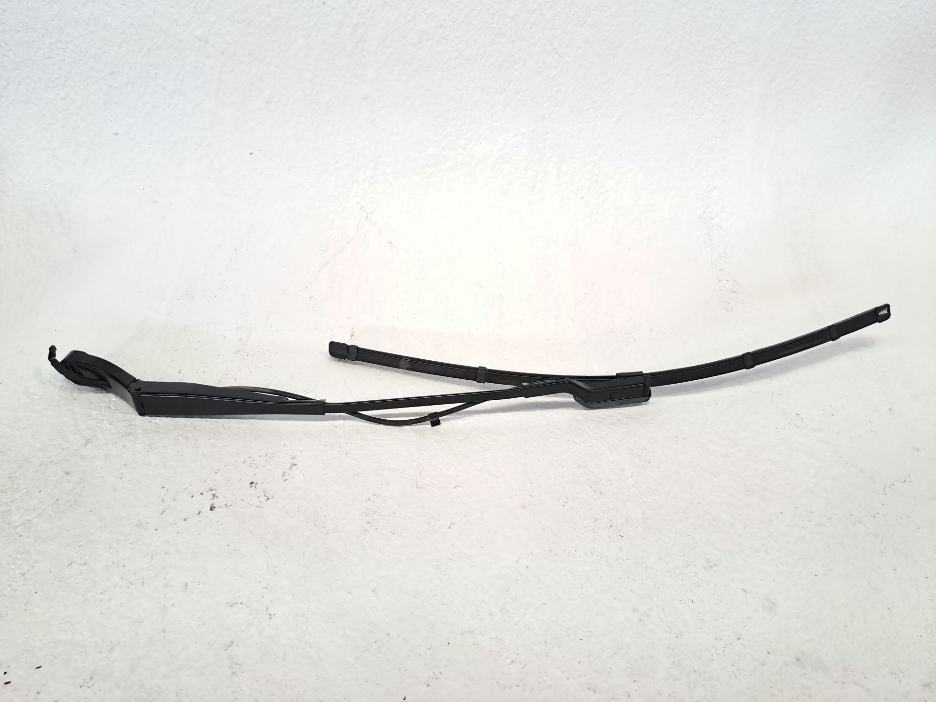 Front Left Wiper Arm DS 7 CROSSBACK