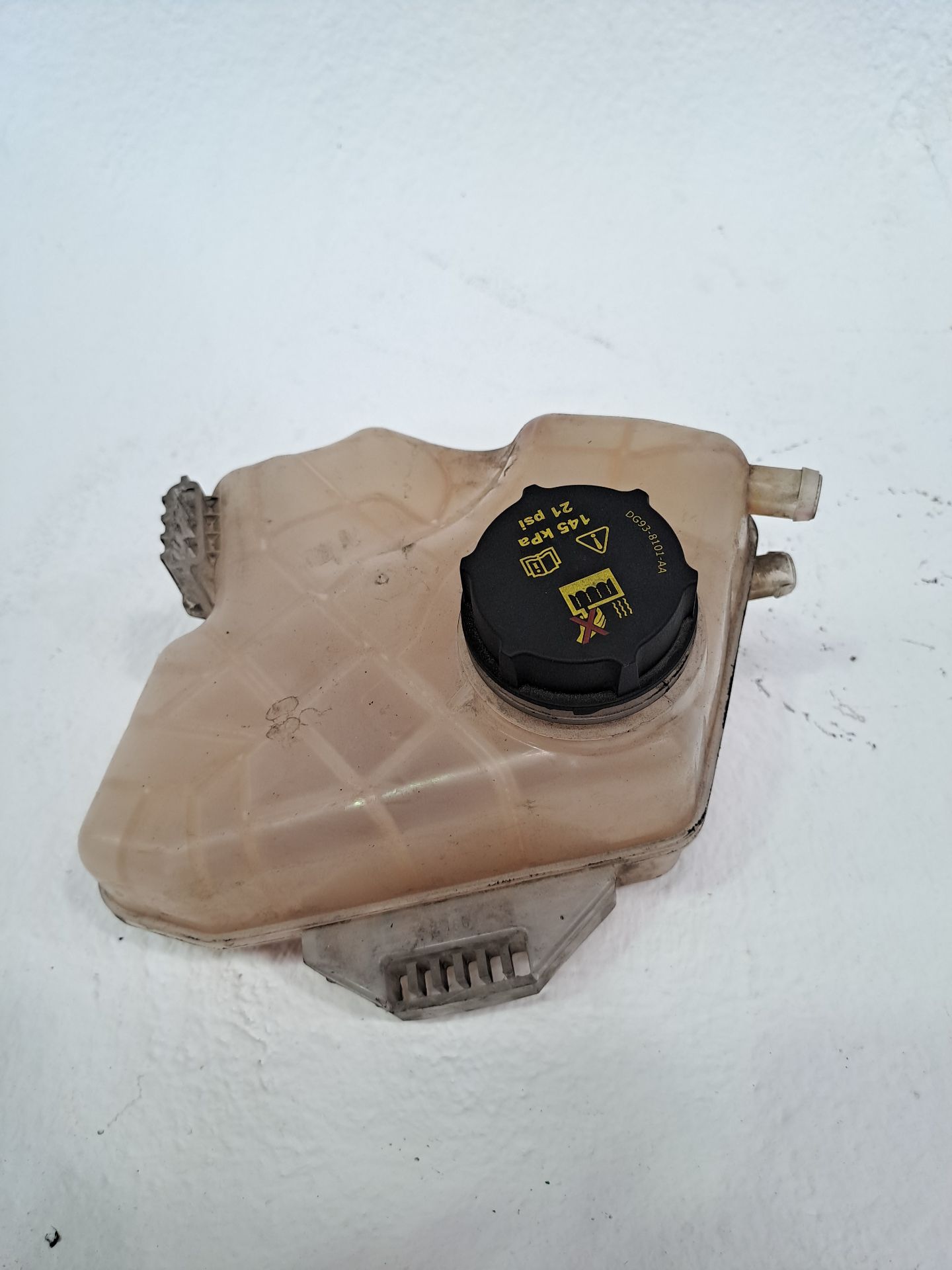 Expansion tank FORD TRANSIT COURIER