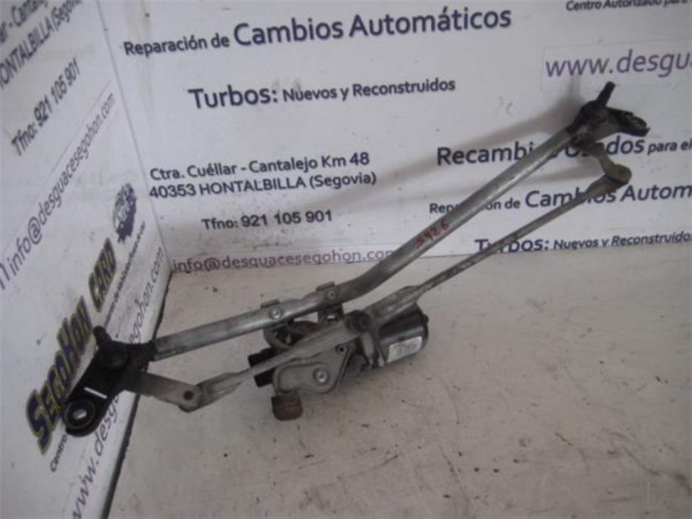 Moteur d'essuie-glace avant RENAULT KANGOO