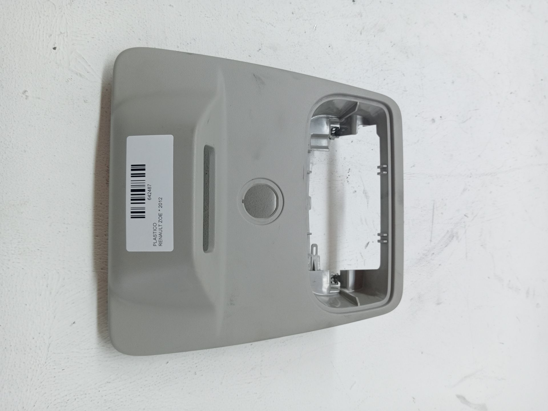 PLASTICO RENAULT ZOE