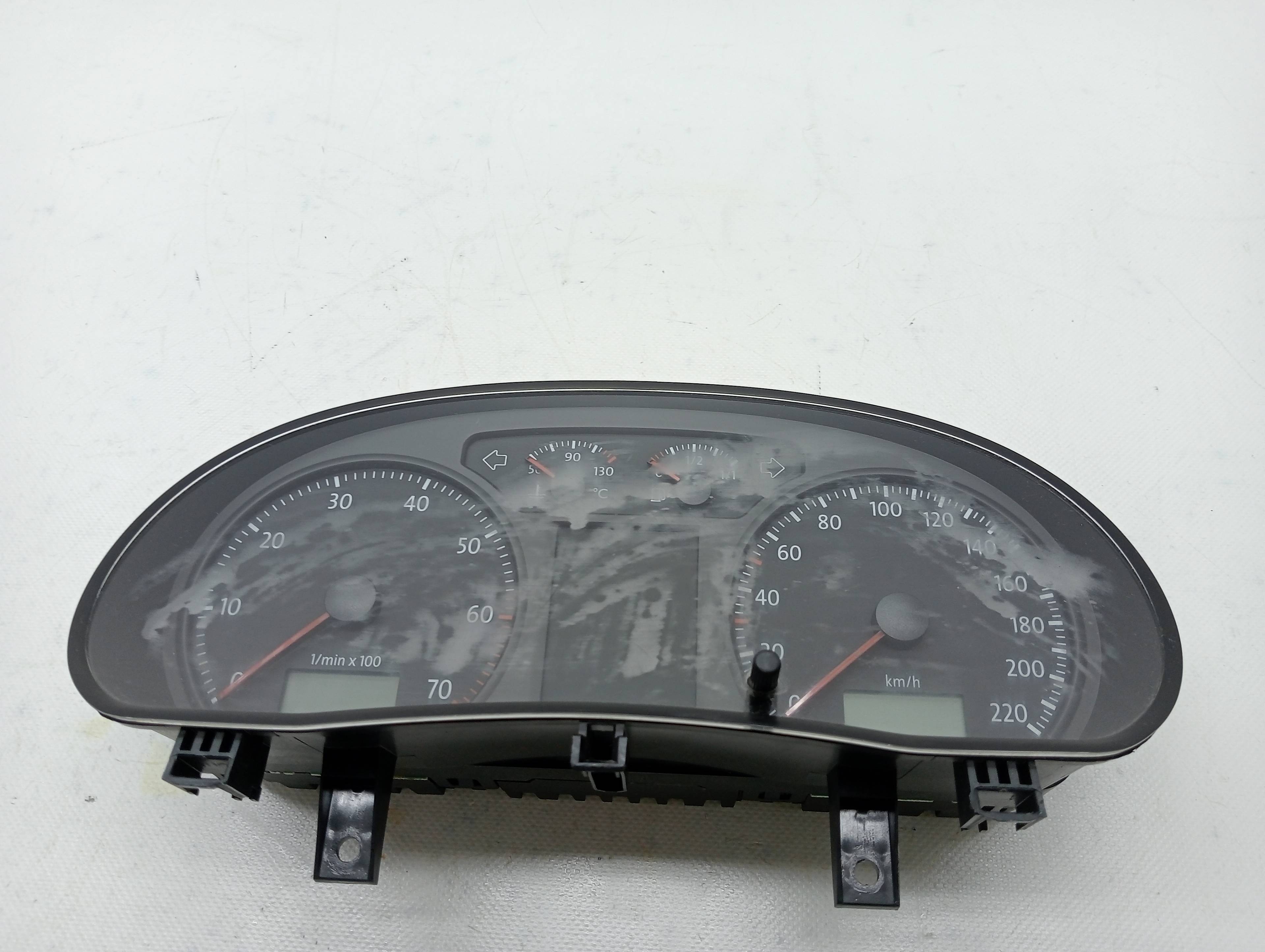 Painel de instrumentos VOLKSWAGEN POLO (9N3)