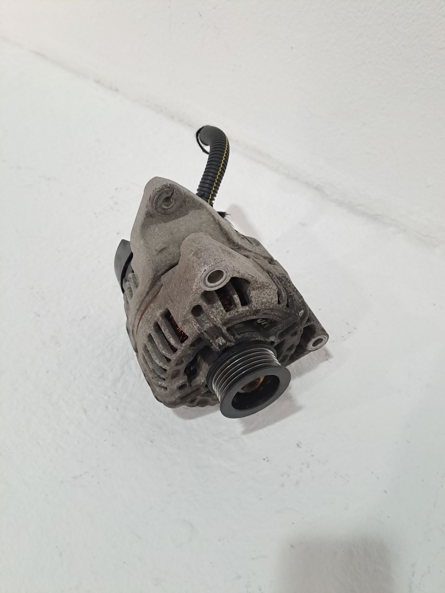 ALTERNADOR OPEL CORSA D