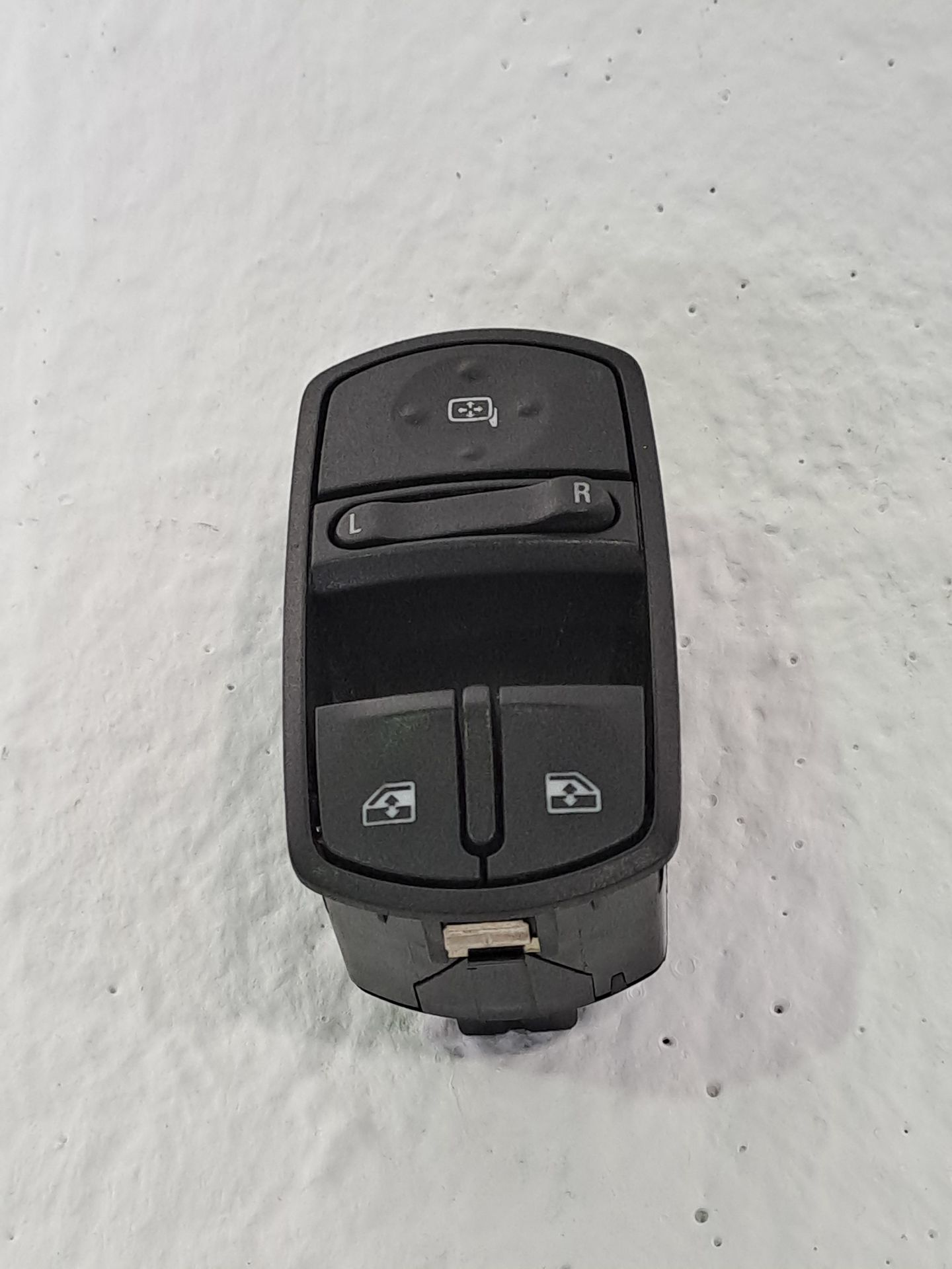 Comando alzacristallo anteriore sinistro OPEL CORSA D