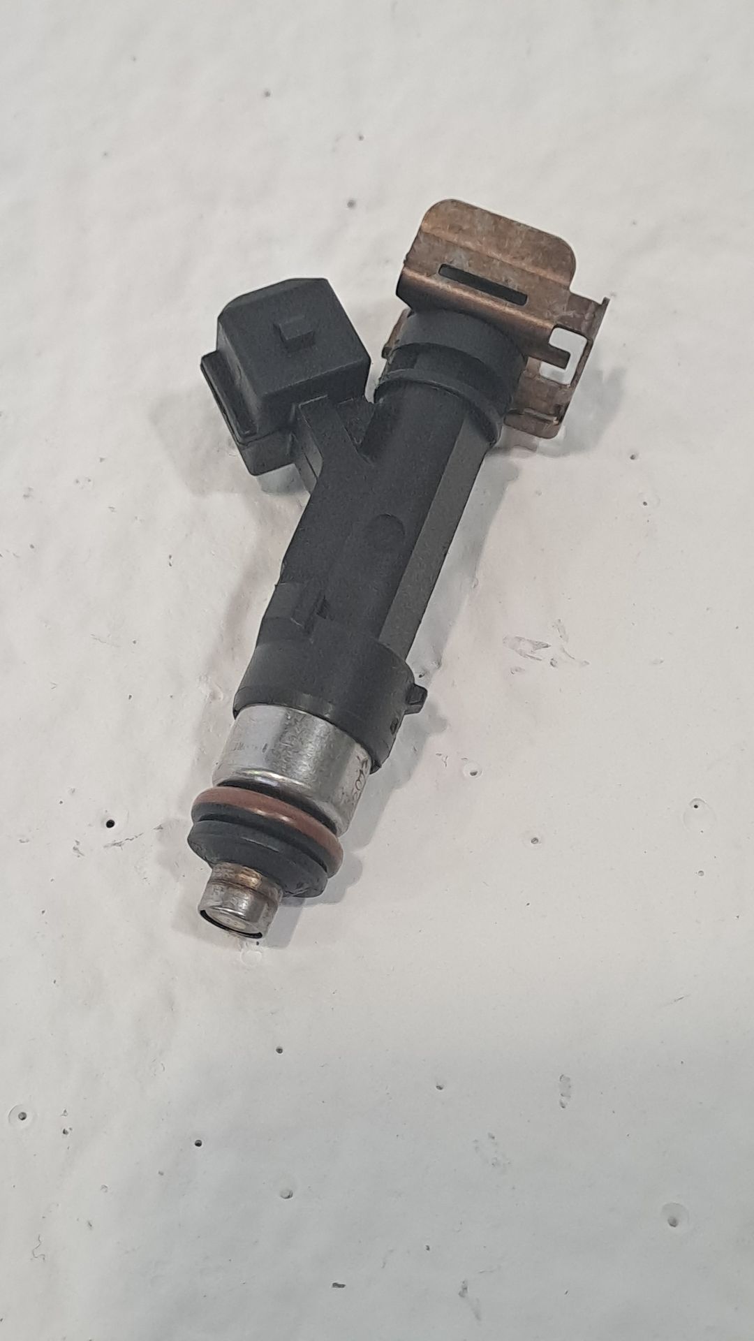 Injector OPEL CORSA D