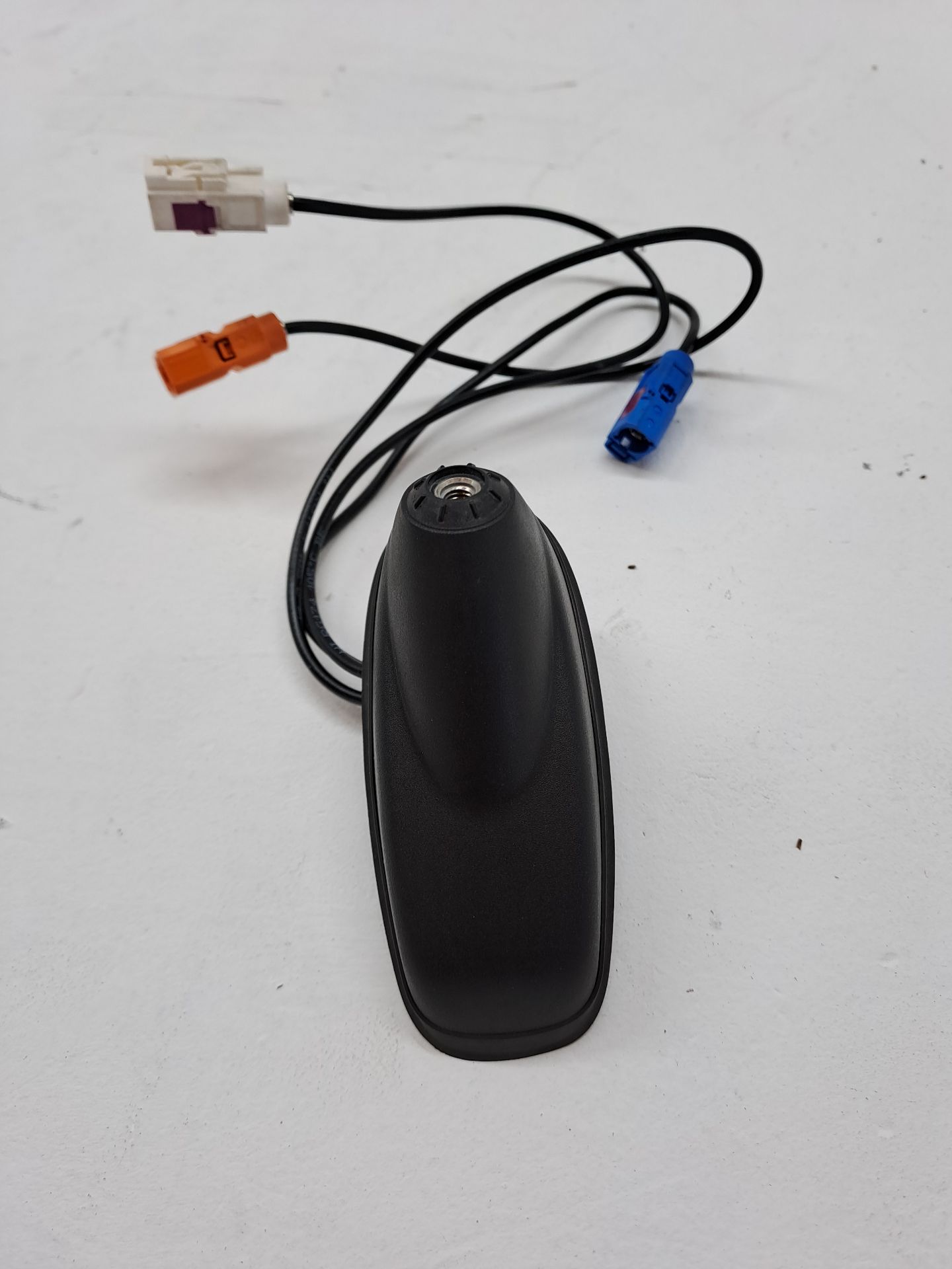 Base antenna OPEL CROSSLAND X