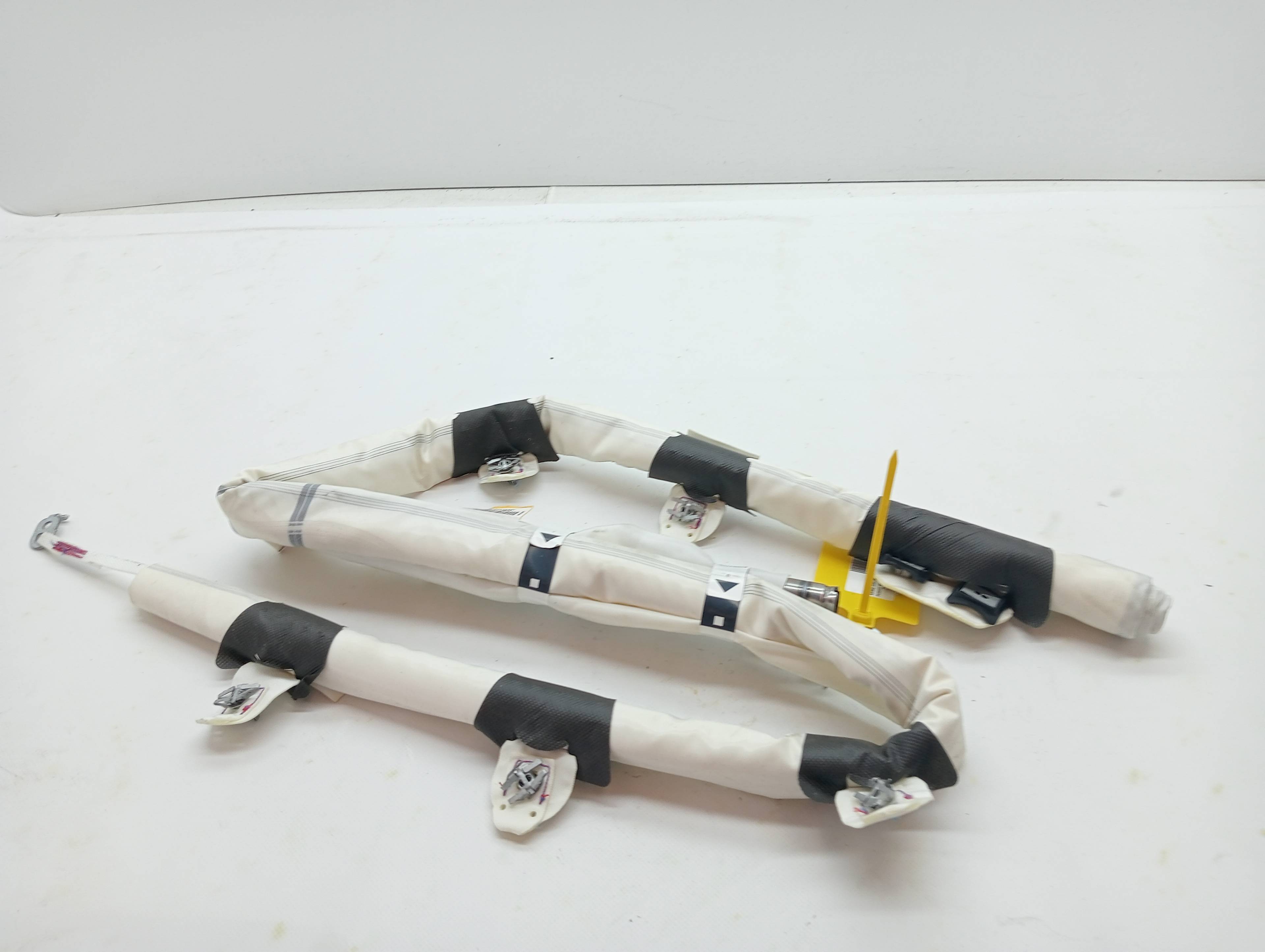 Airbag de cortina dianteiro esquerdo PEUGEOT 2008 (P1)