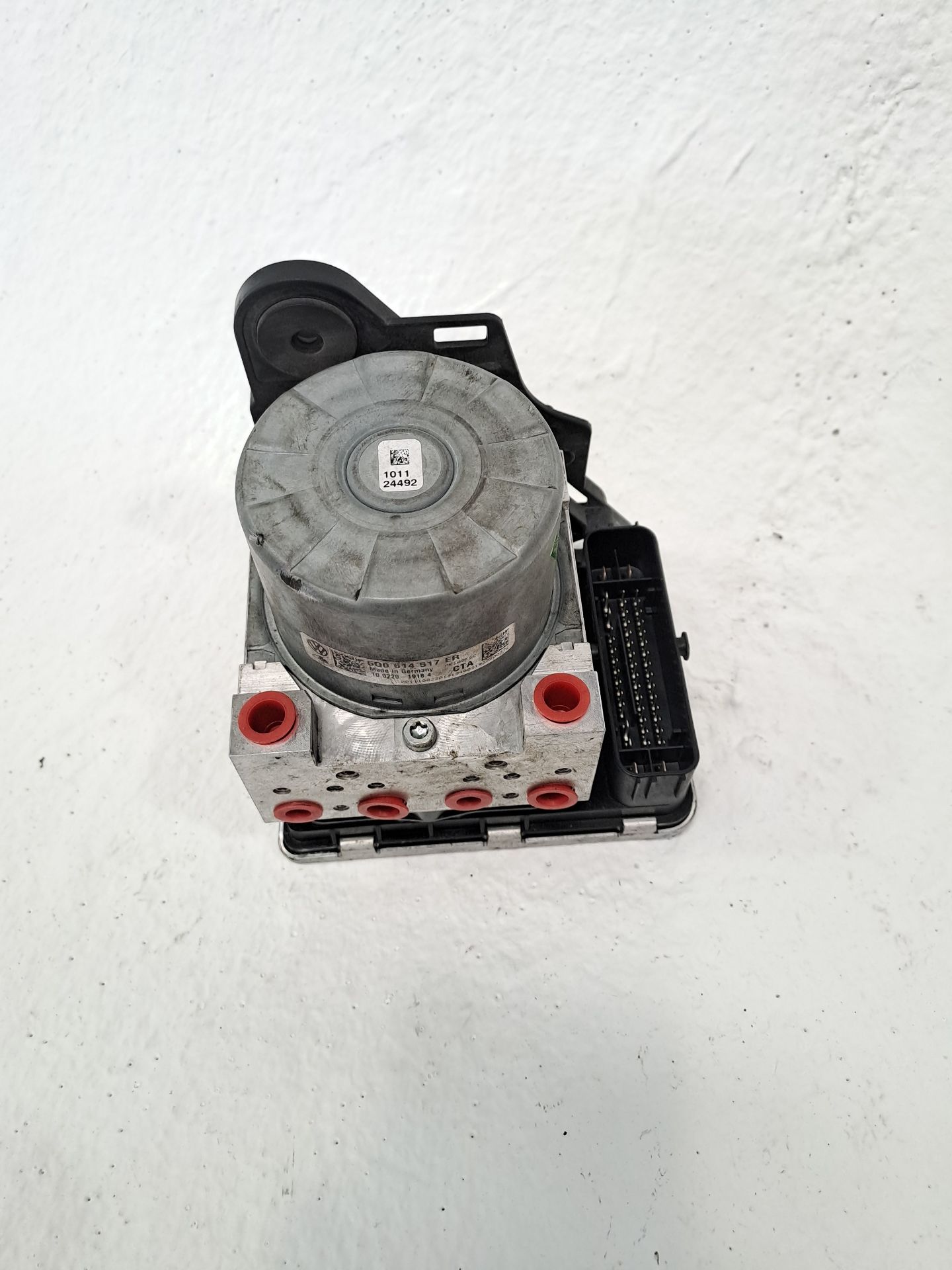 Central ABS VOLKSWAGEN GOLF VIII LIM. (CD1)