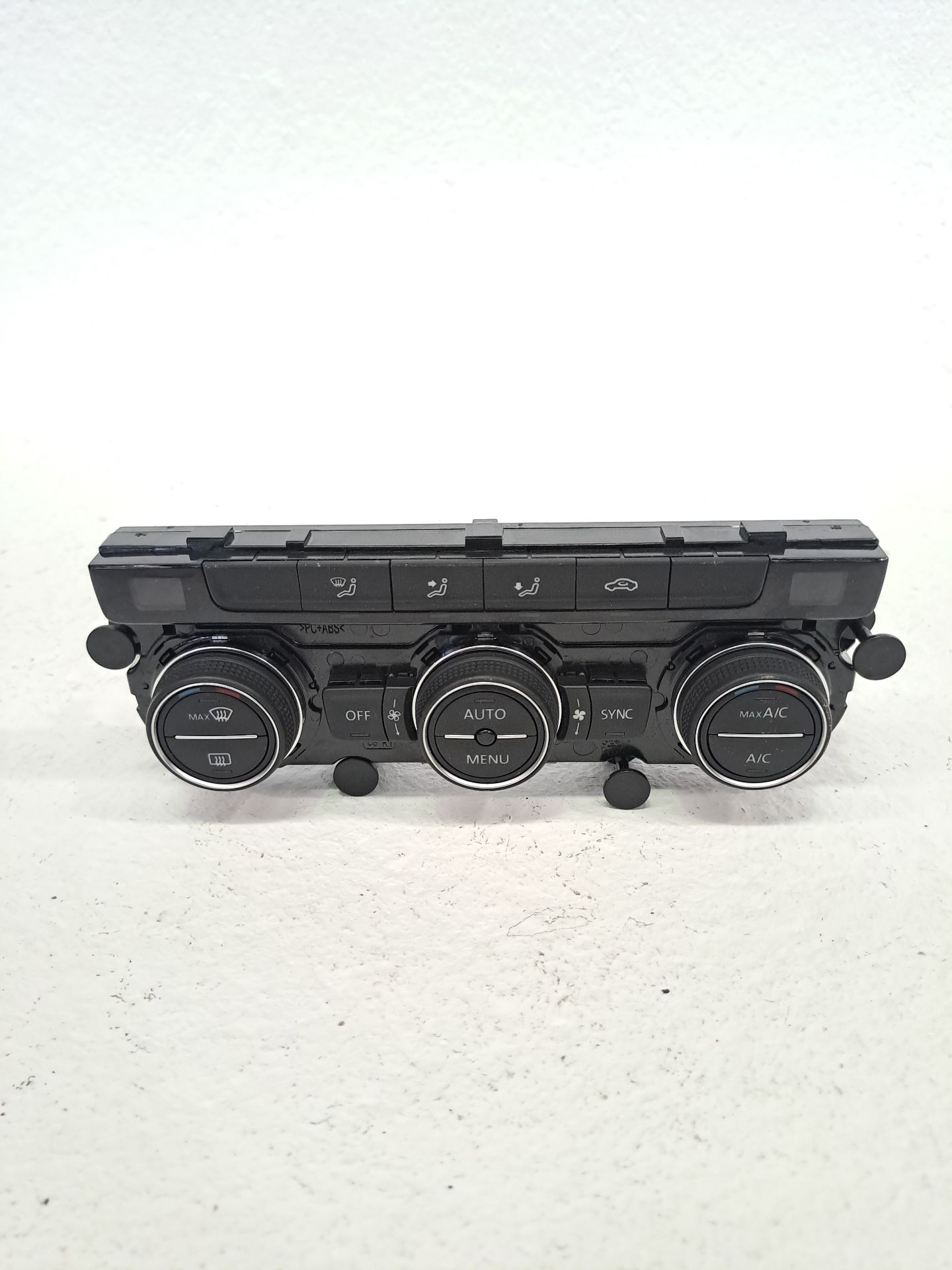 MANDO CLIMATIZADOR VOLKSWAGEN GOLF VIII LIM. (CD1)