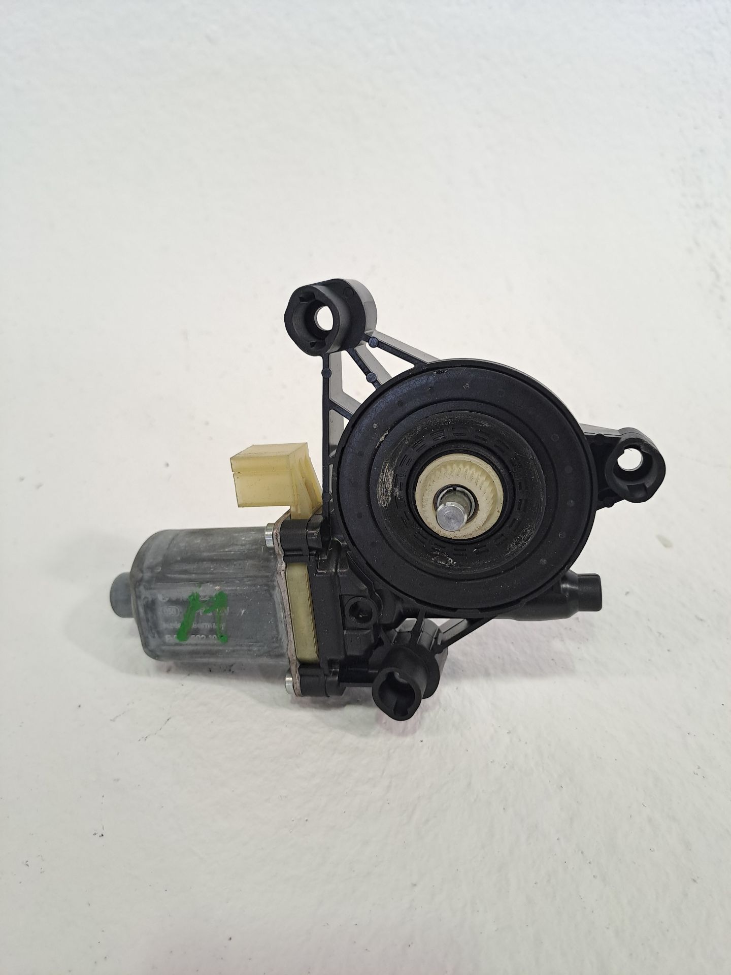 Motor vidro elétrico dianteiro esquerdo VOLKSWAGEN GOLF VIII LIM. (CD1)