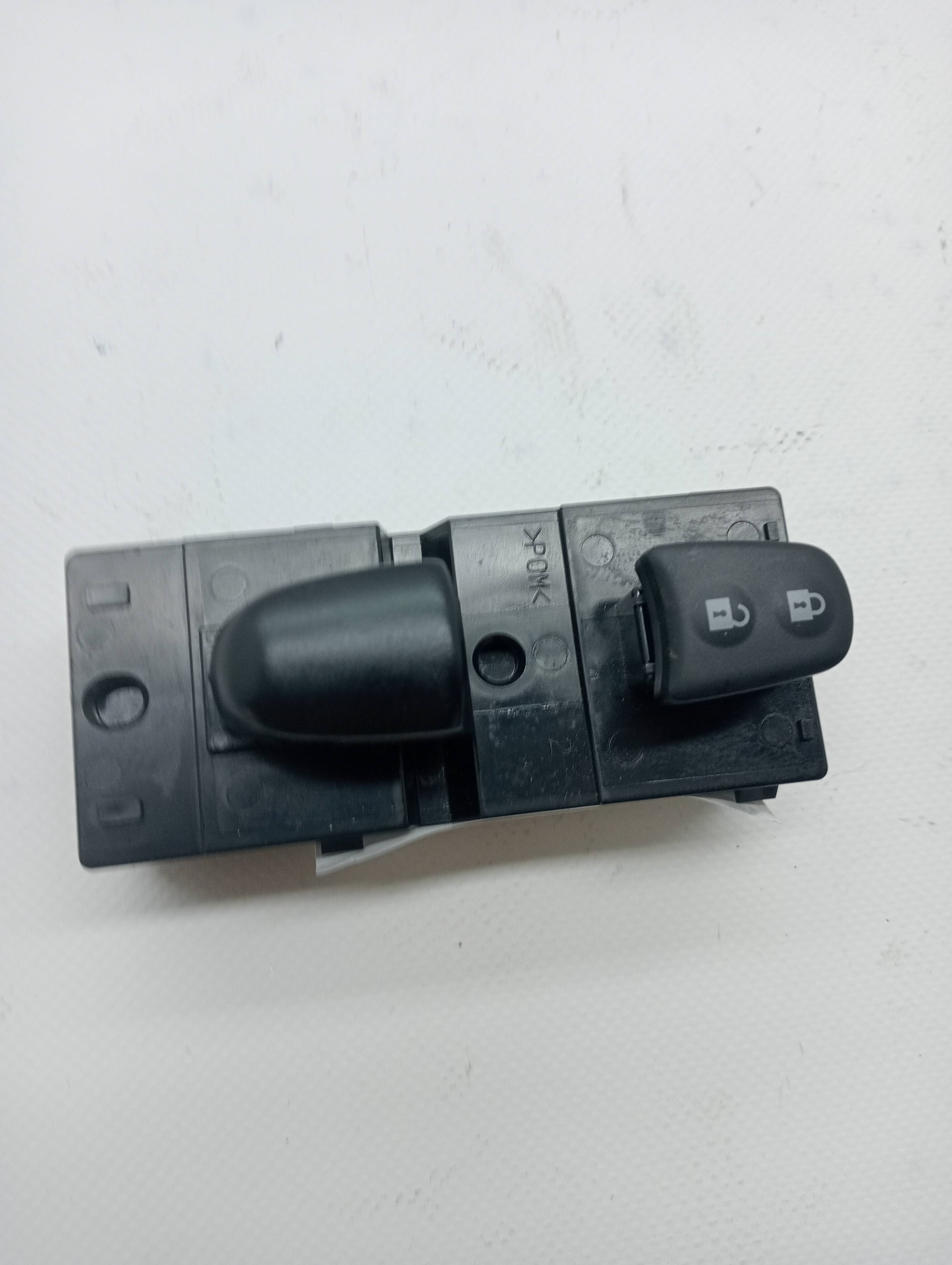 Front Right Window Switch NISSAN JUKE (F15)