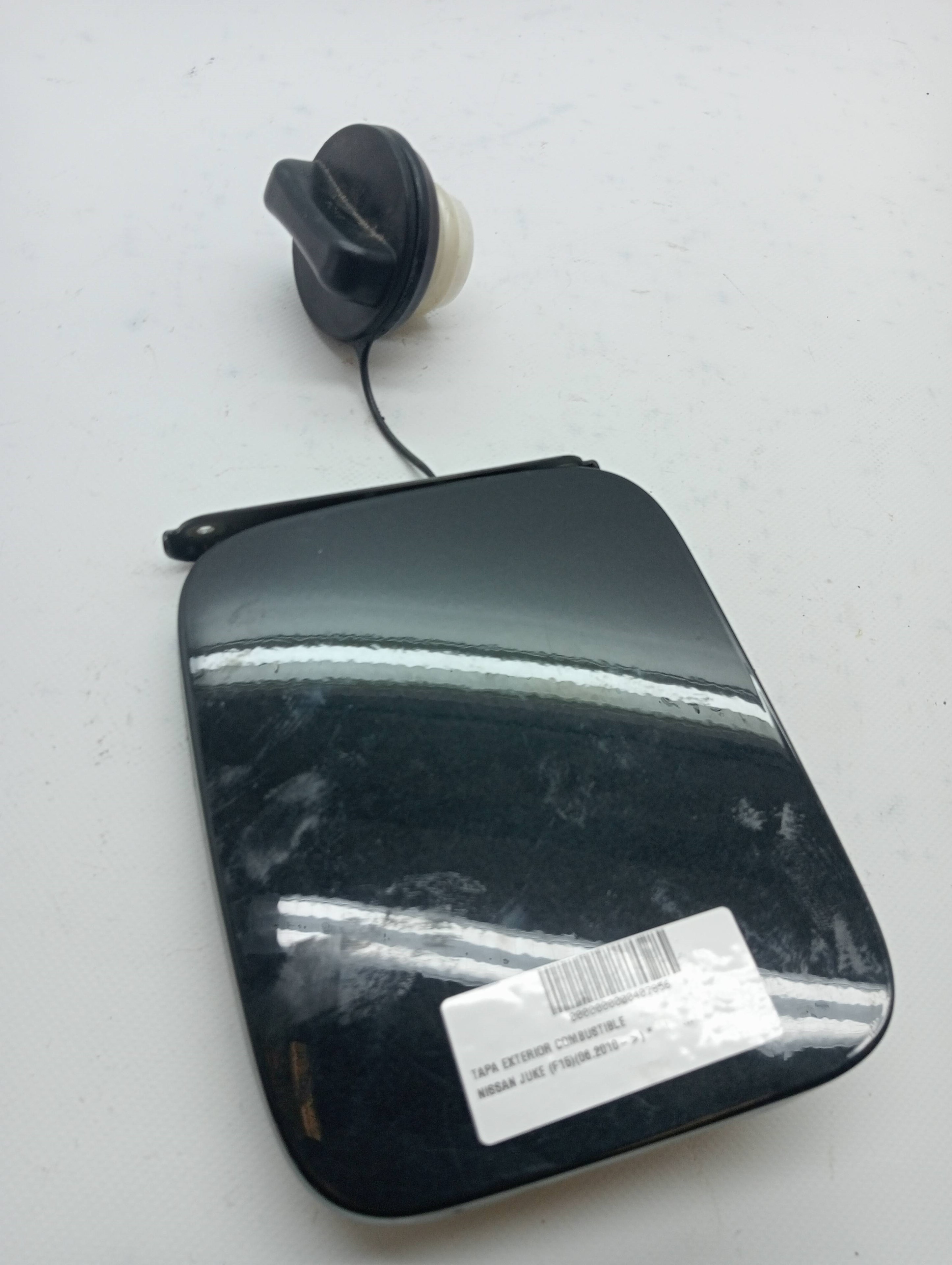 Trappe carburant extérieure NISSAN JUKE (F15)