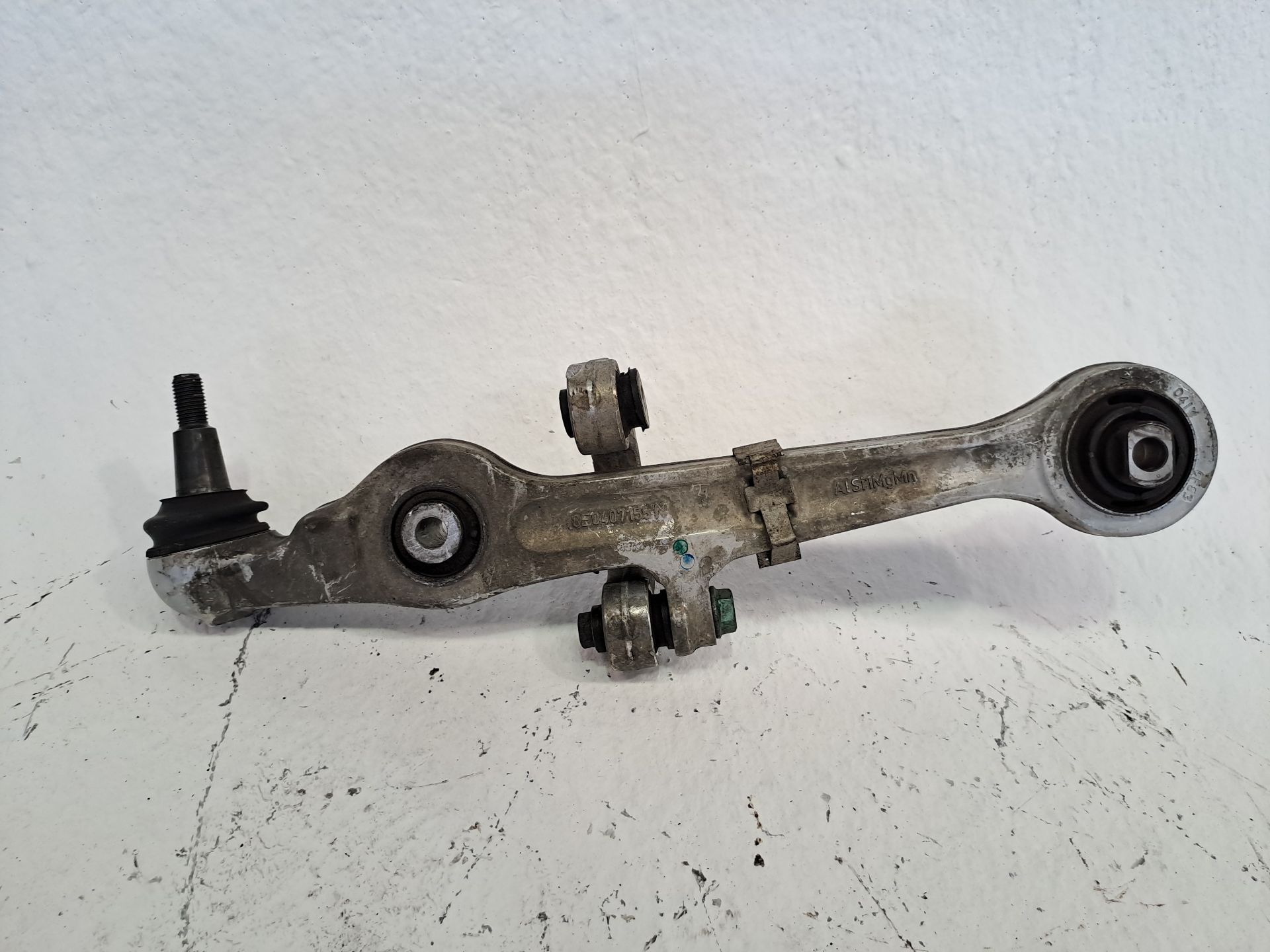 Front Left Lower Control Arm AUDI A4 B7 (8EC)
