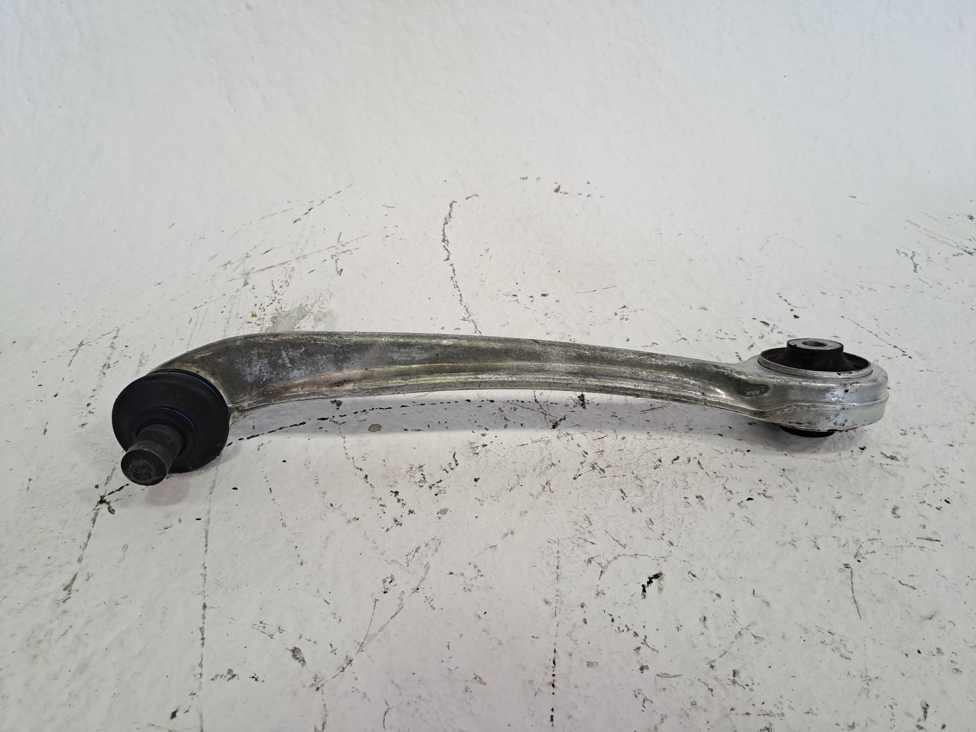 Front Right Lower Control Arm AUDI A4 B7 (8EC)