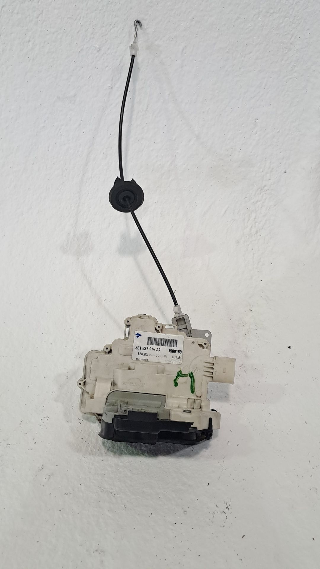 Front right door lock AUDI A4 B7 (8EC)