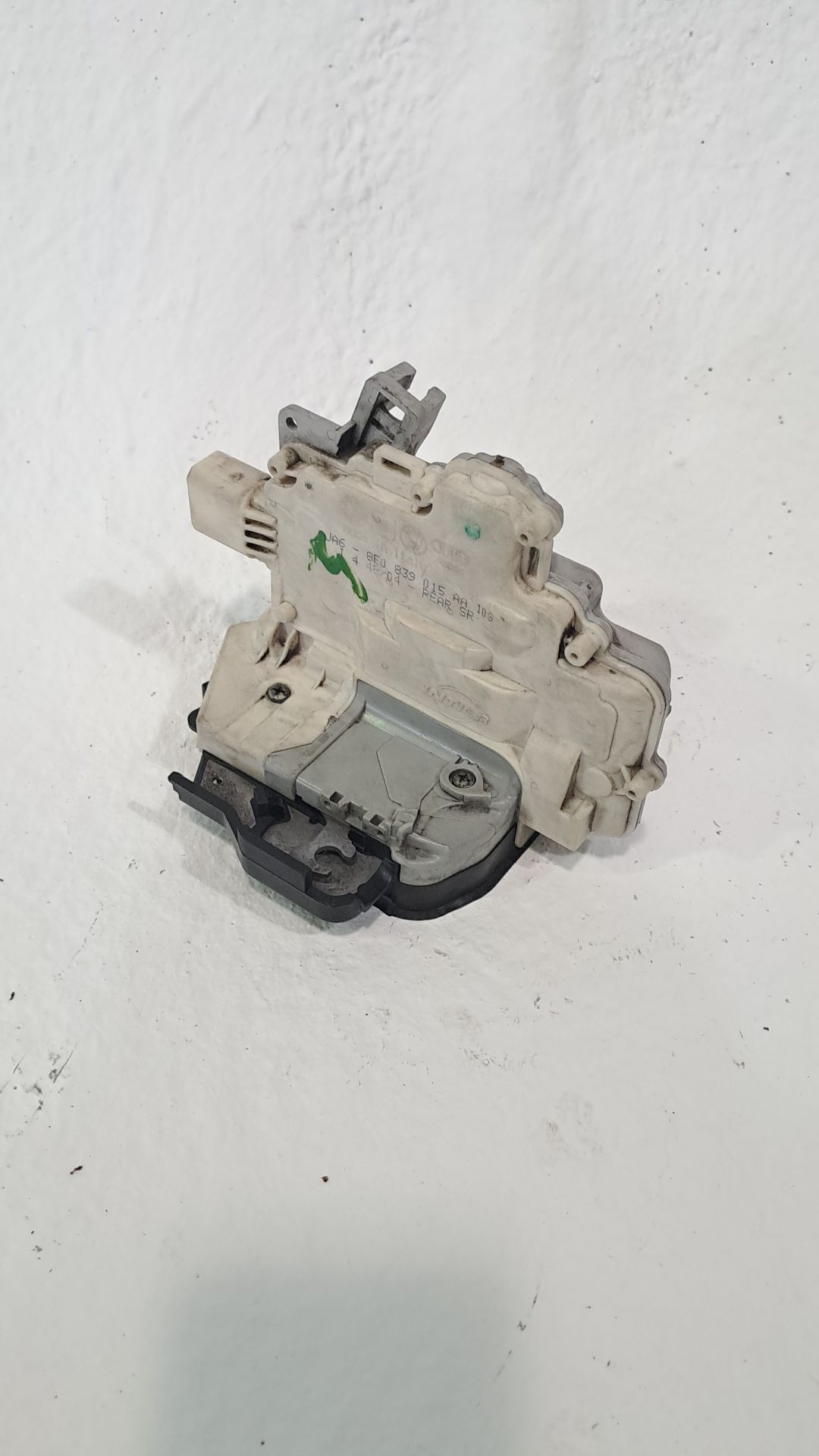 Rear left door lock AUDI A4 B7 (8EC)