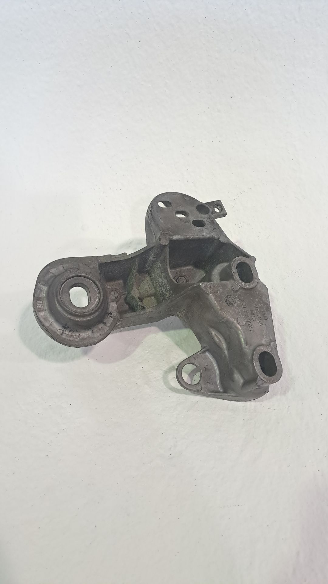 Coxim do motor AUDI A4 B7 (8EC)