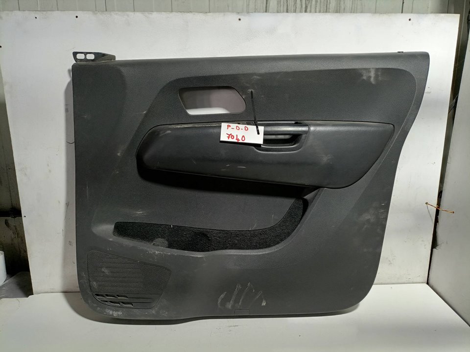 Front Right Door Trim Panel VOLKSWAGEN AMAROK