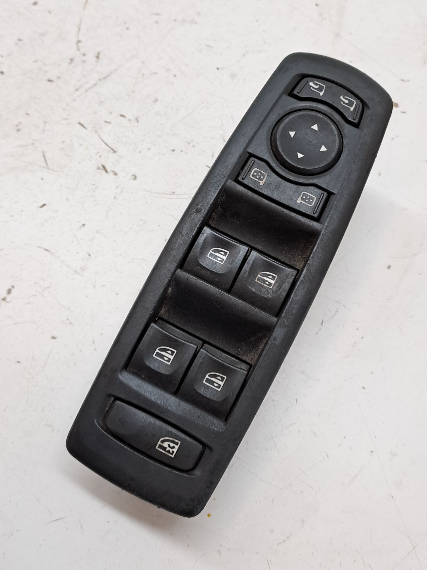 Comando vidro elétrico dianteiro esquerdo RENAULT MEGANE III SPORT TOURER