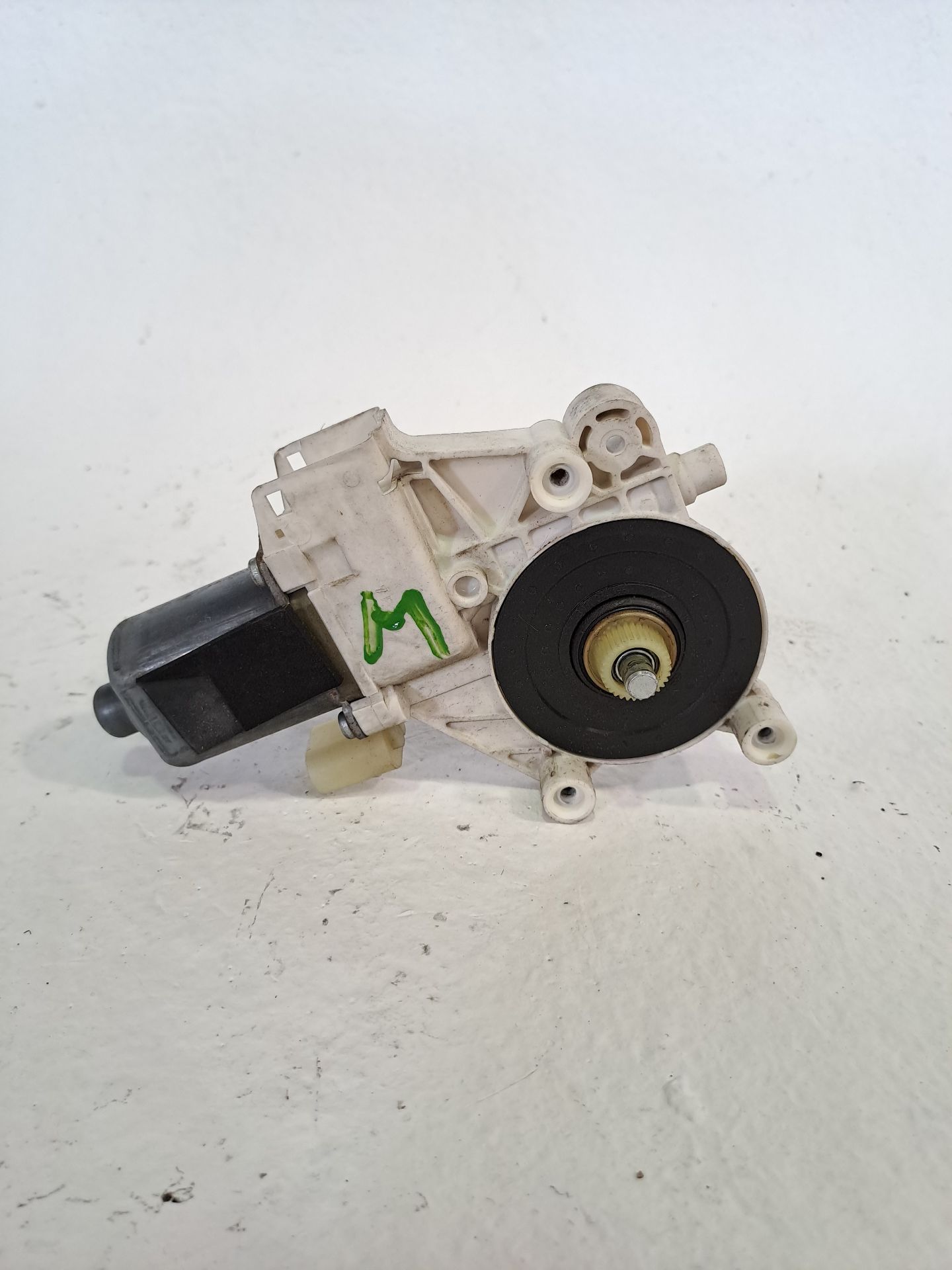 Fensterheber-Motor vorne rechts MERCEDES-BENZ SPRINTERII COMBI (DESDE 01.06)