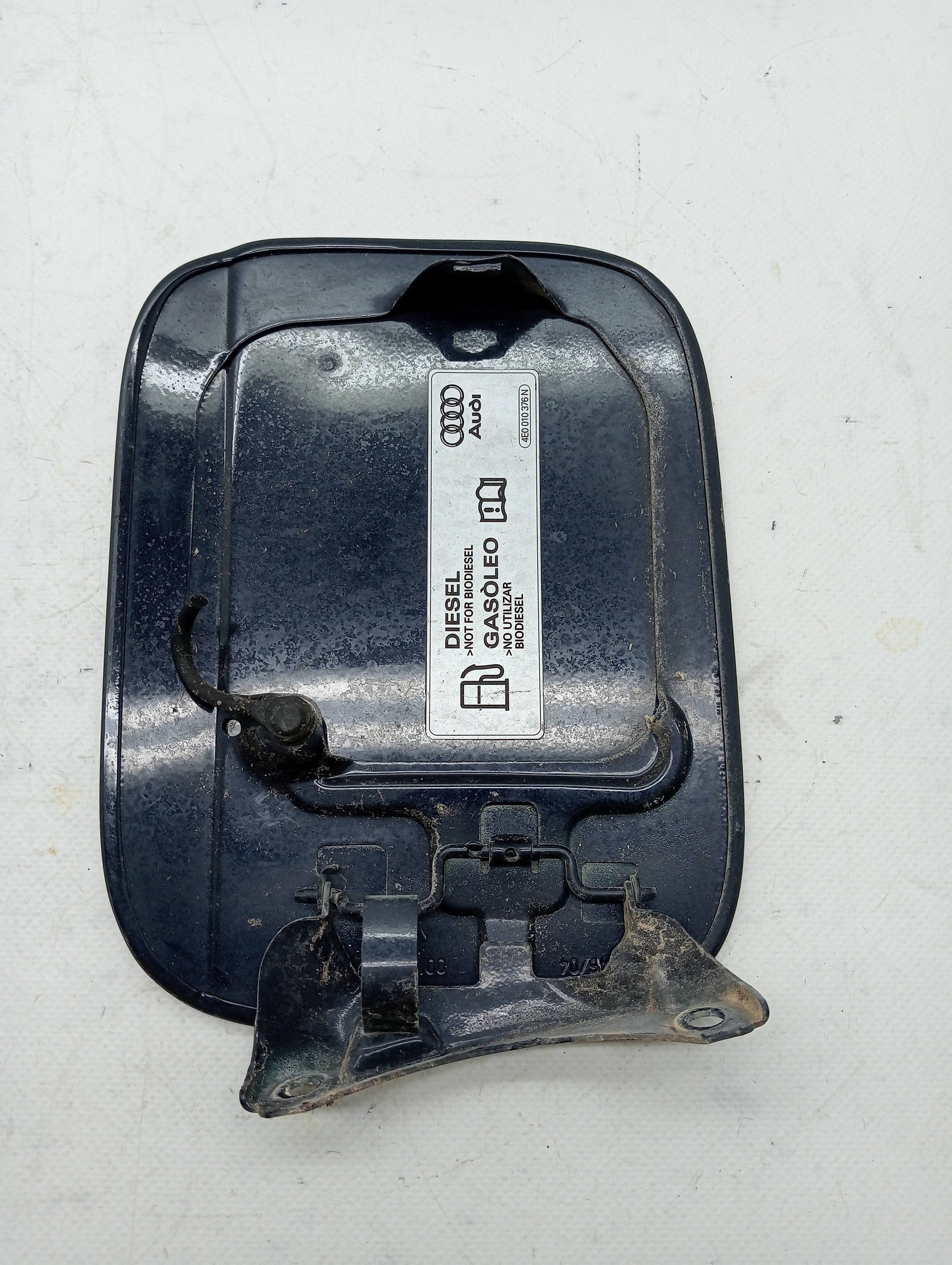 Tankdeckel außen AUDI A4 BERLINA (8E)