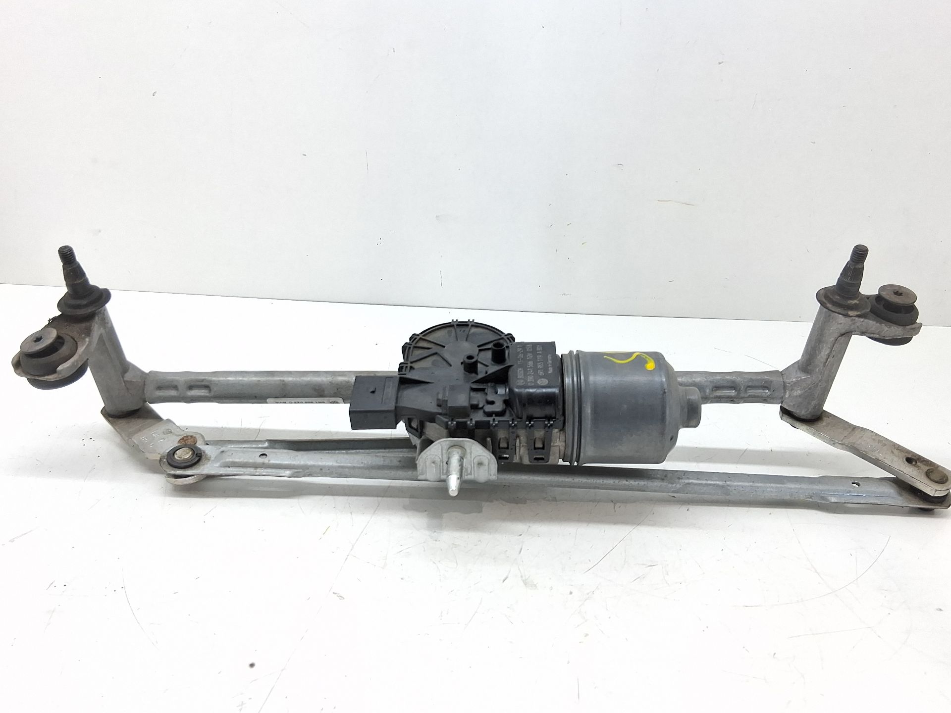 Scheibenwischermotor vorne SEAT IBIZA (6J5)