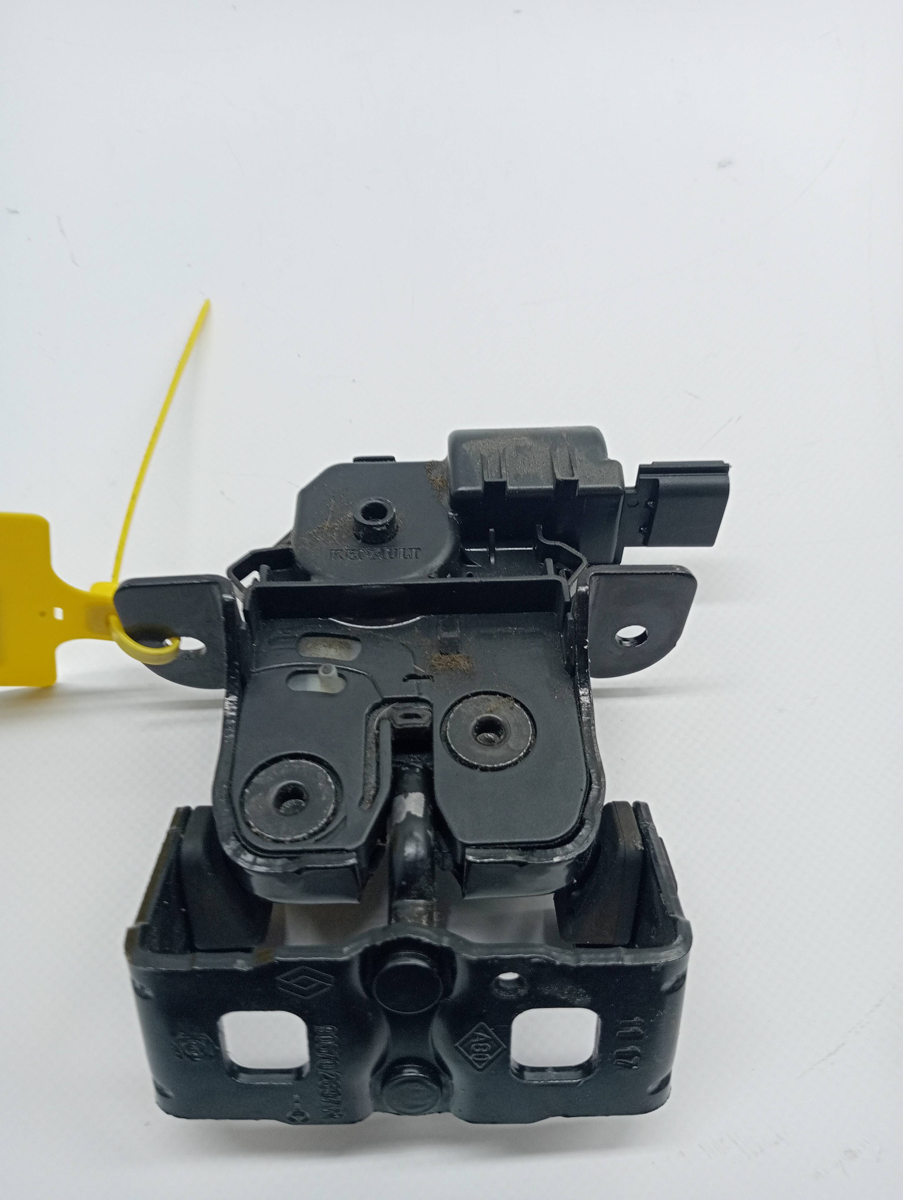 Boot/Tailgate lock NISSAN MICRA K14