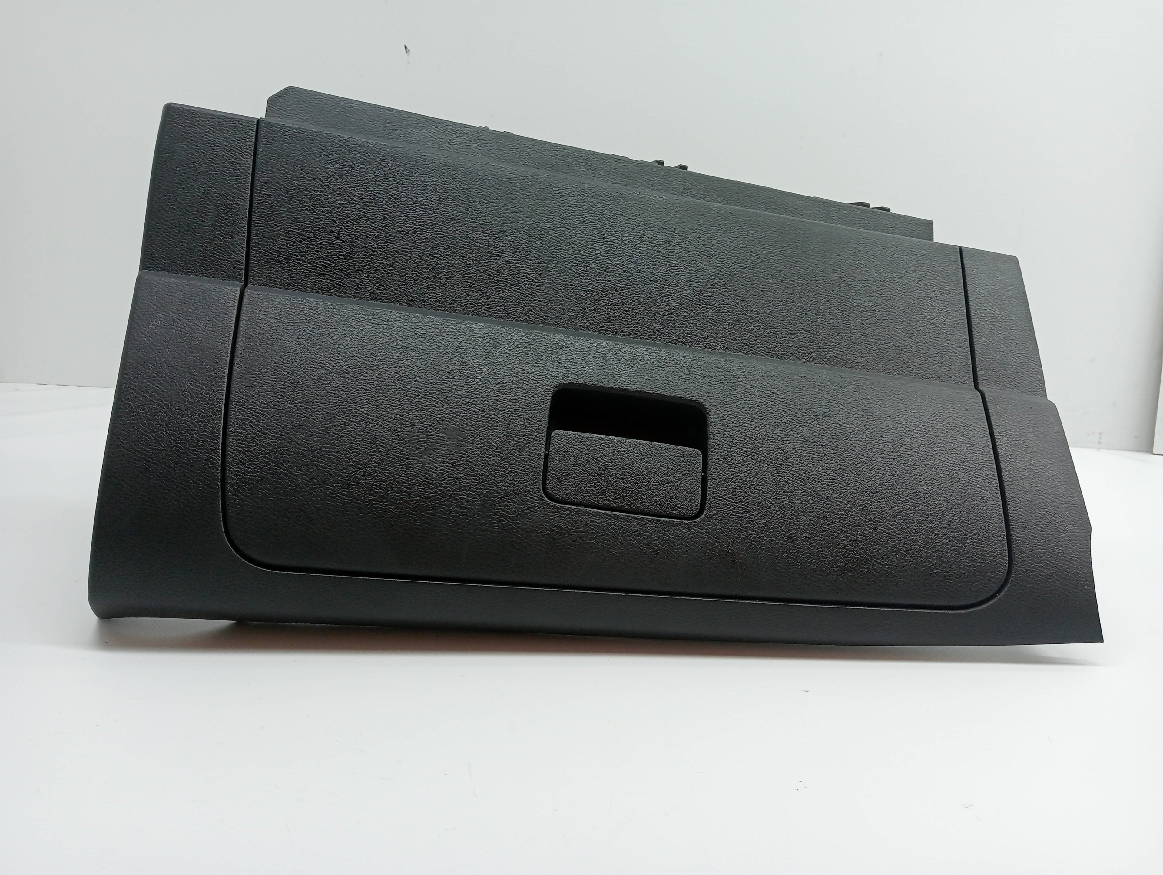Glove box NISSAN MICRA K14