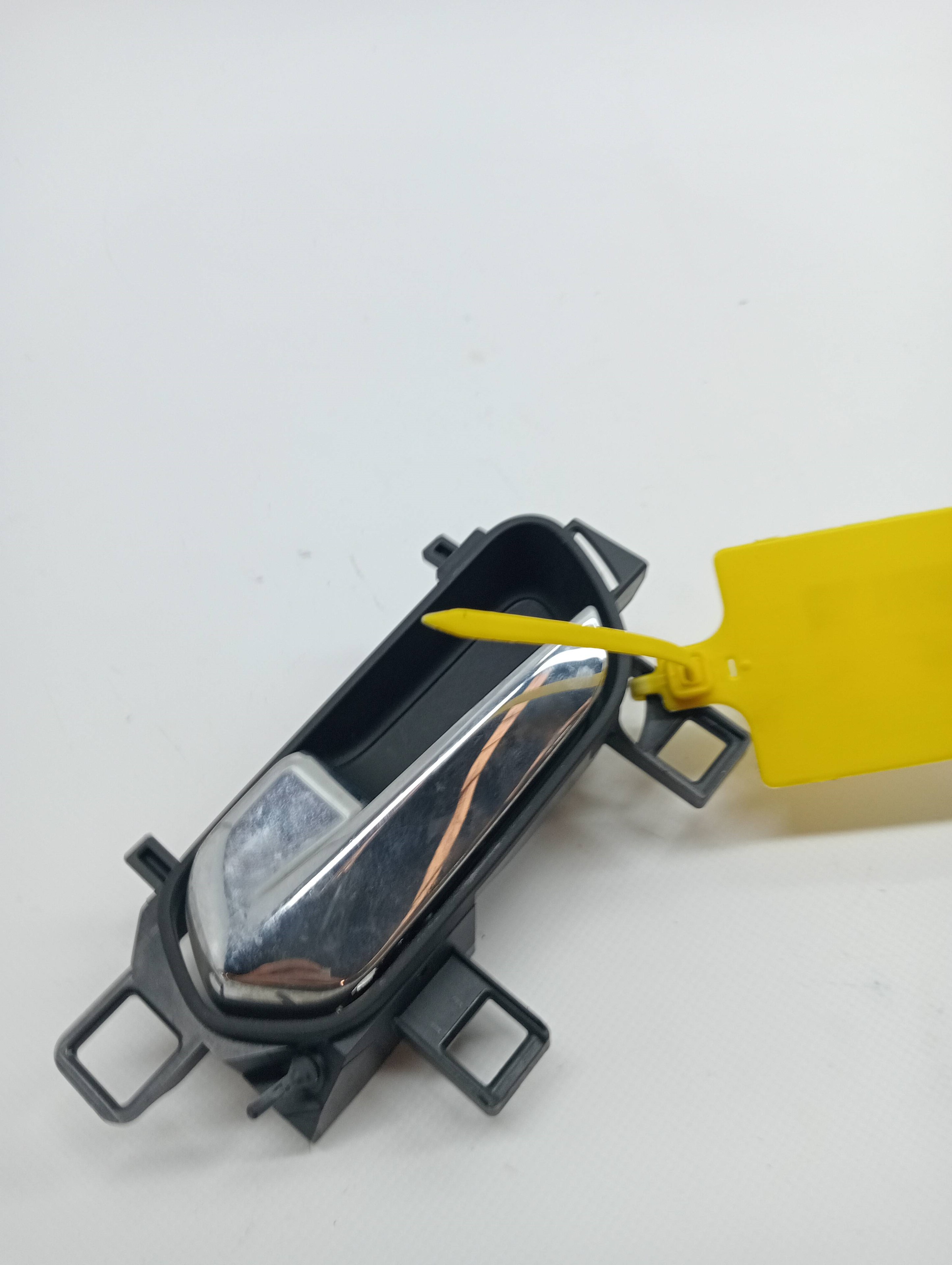 Front Left Interior Door Handle NISSAN MICRA K14