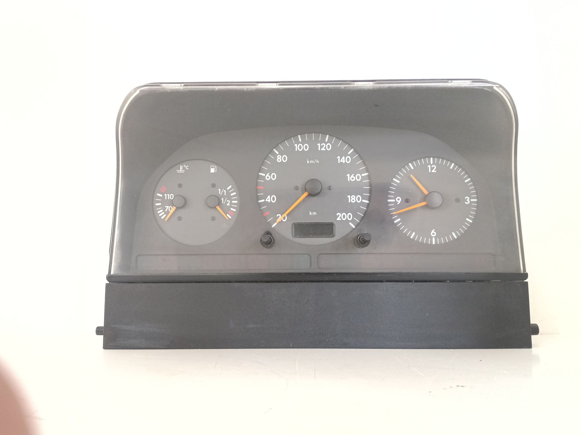 Combiné d’instruments VOLKSWAGEN LT 28-35 I FURGONETA (281-363)