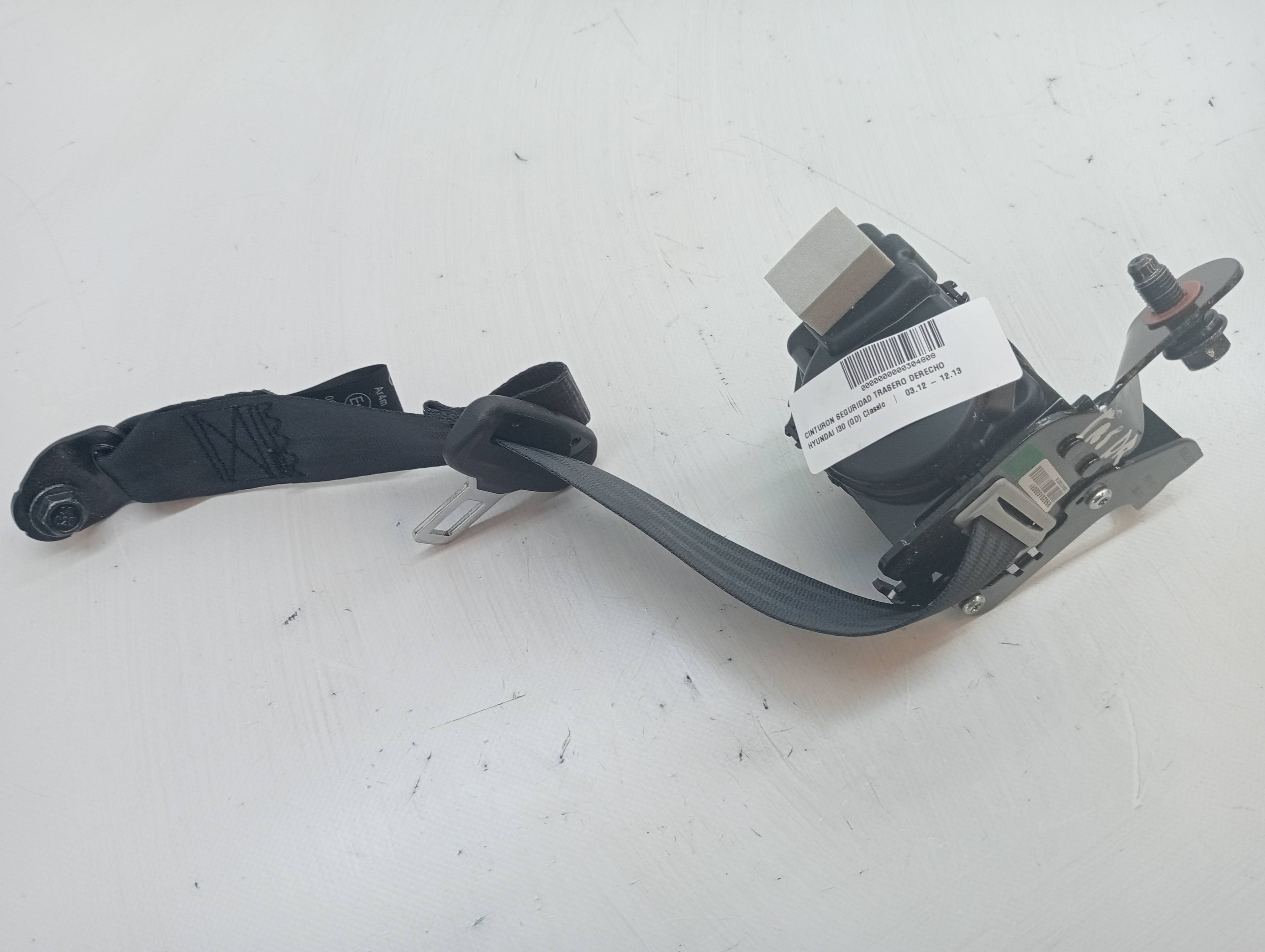 Sicherheitsgurt hinten rechts HYUNDAI I30 (GD)