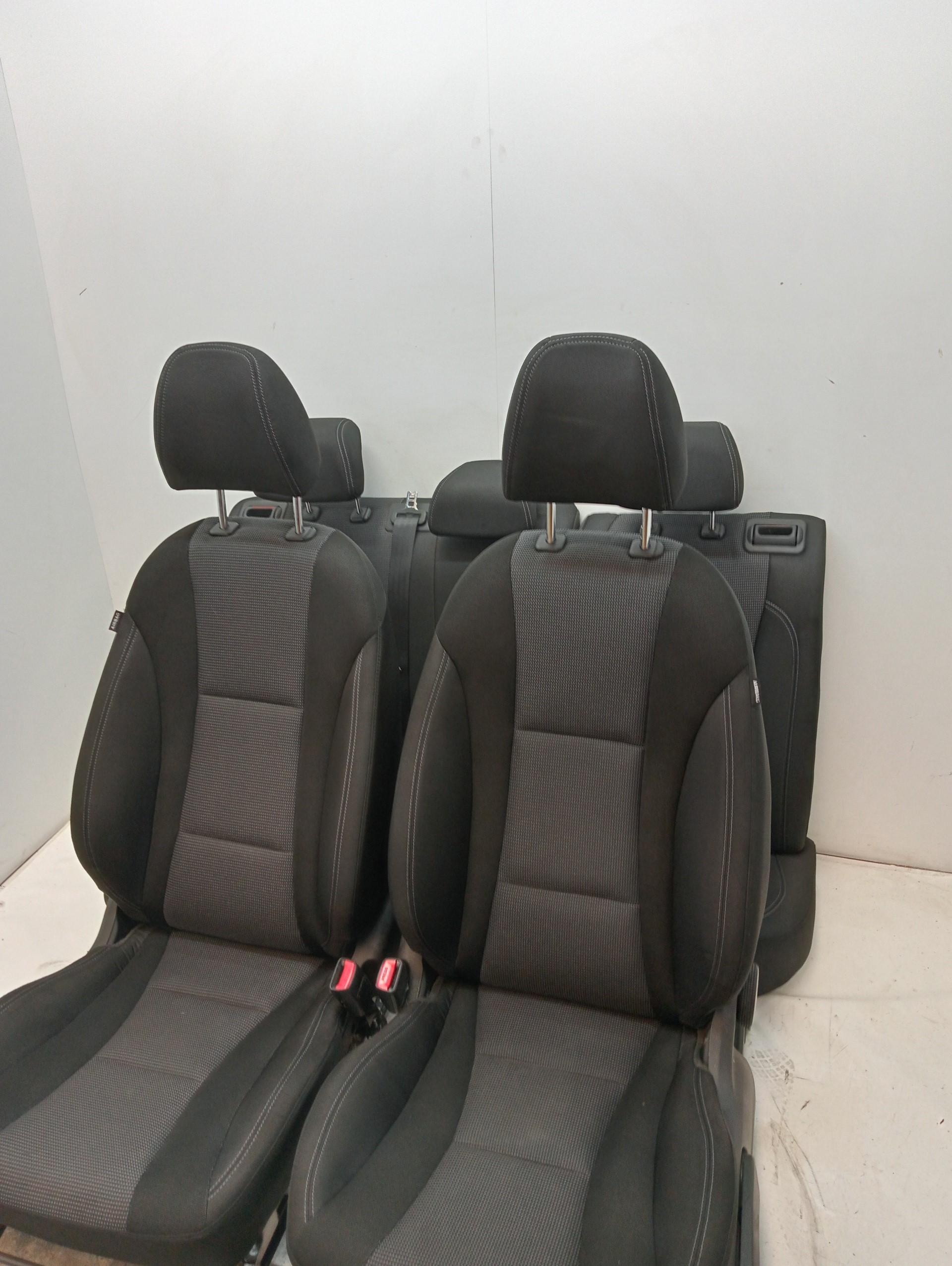 Jeu de sièges complet HYUNDAI I30 (GD)