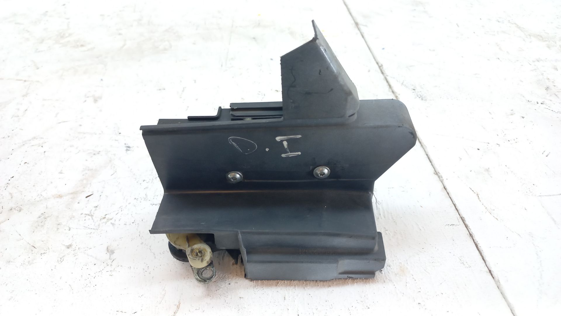 Front left door lock DACIA DUSTER II