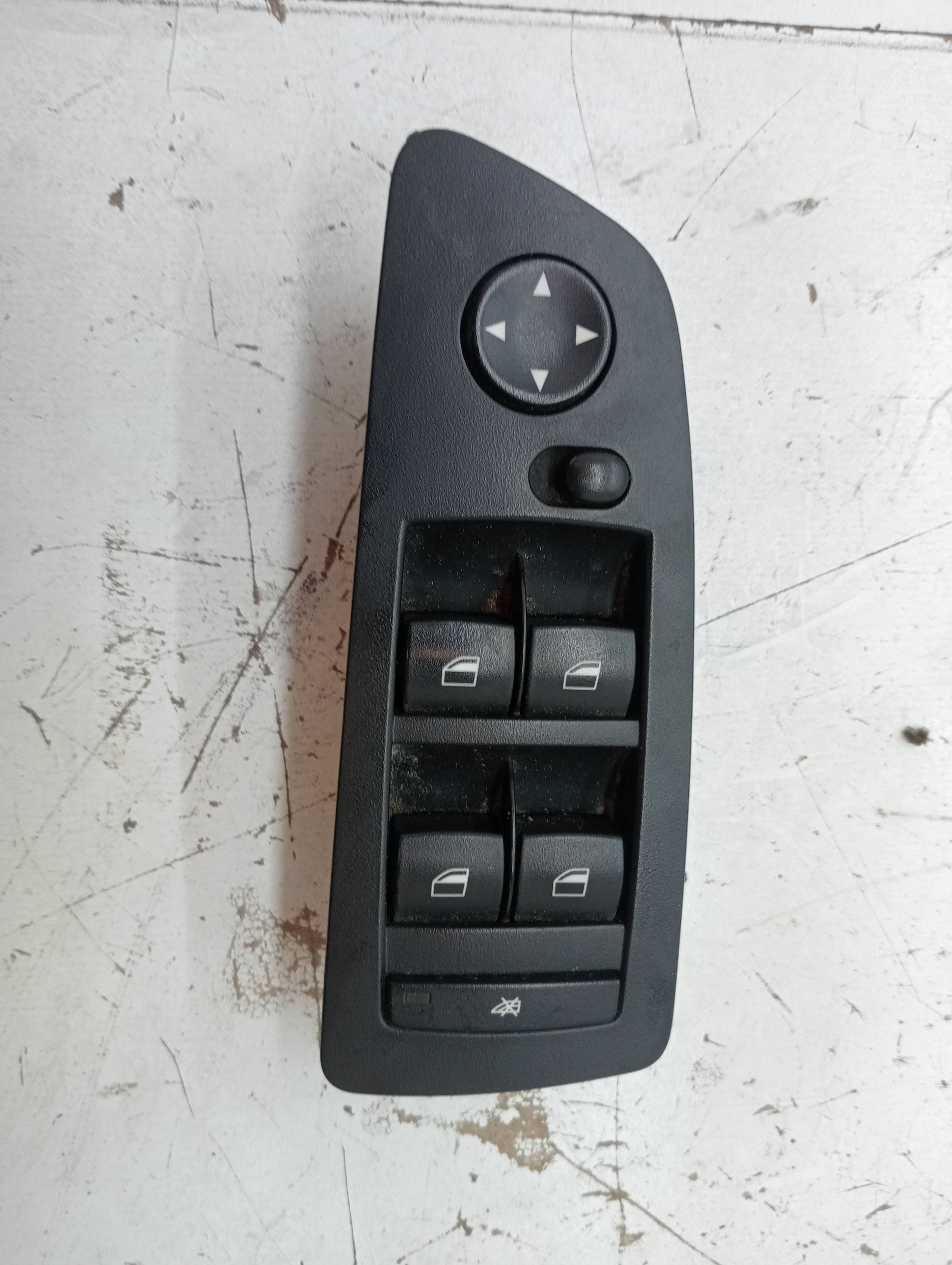 Front Left Window Switch BMW SERIE 1 BERLINA (E81/E87)