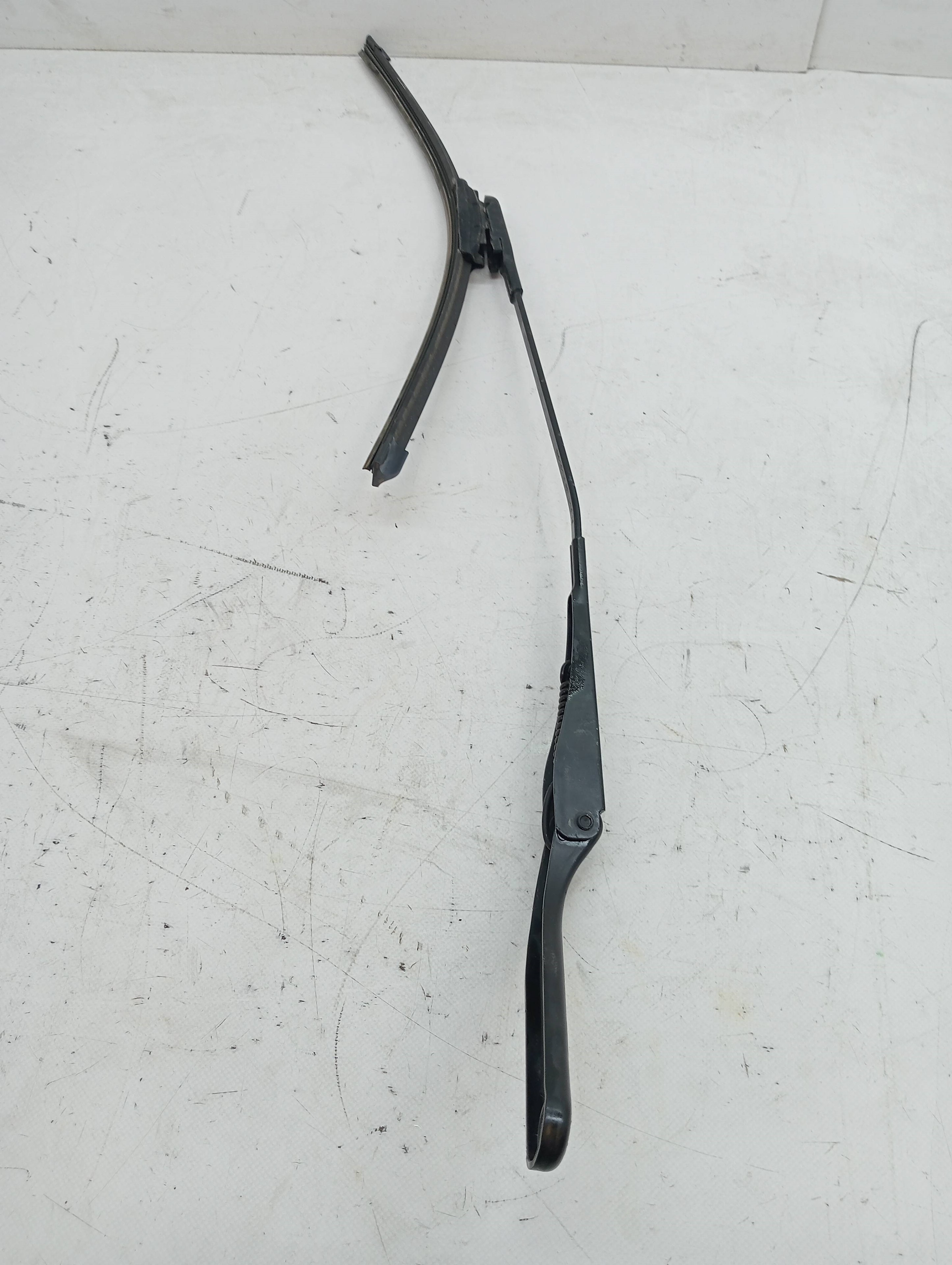 Front Right Wiper Arm BMW SERIE 1 BERLINA (E81/E87)