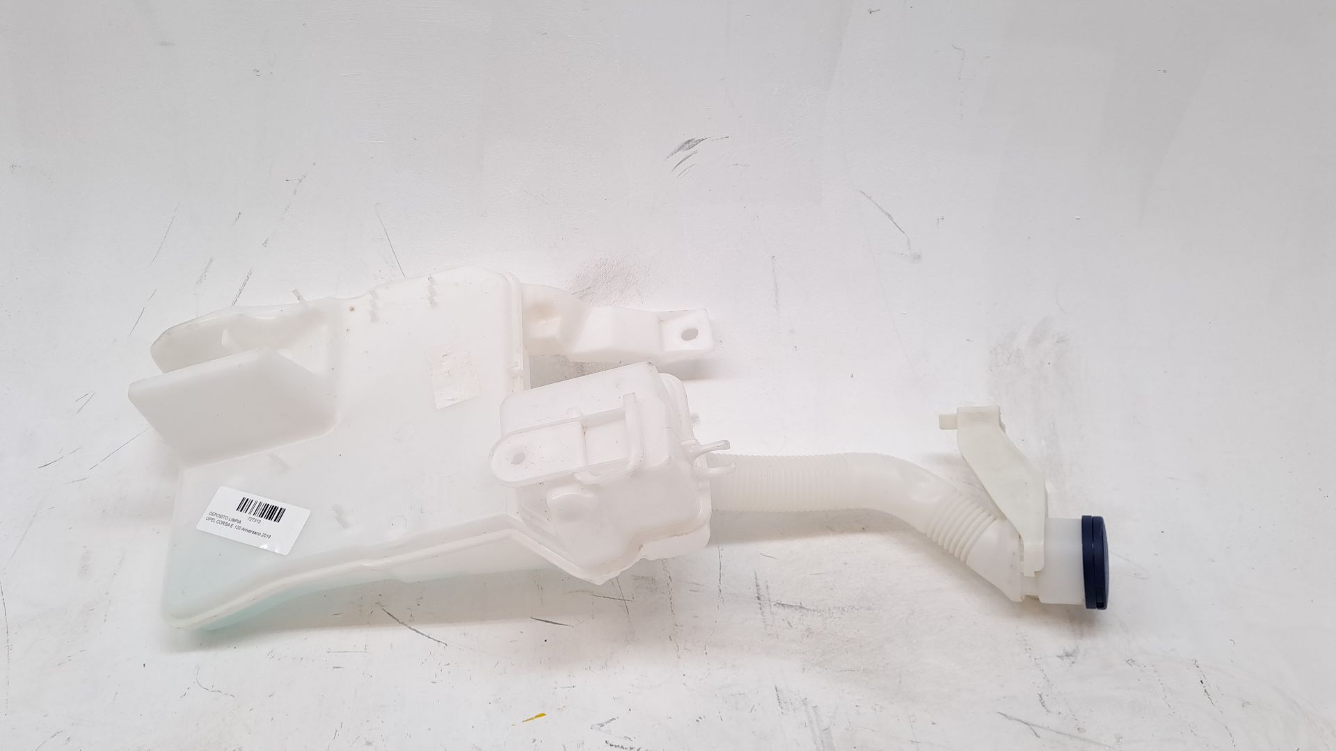 Washer fluid reservoir OPEL CORSA E