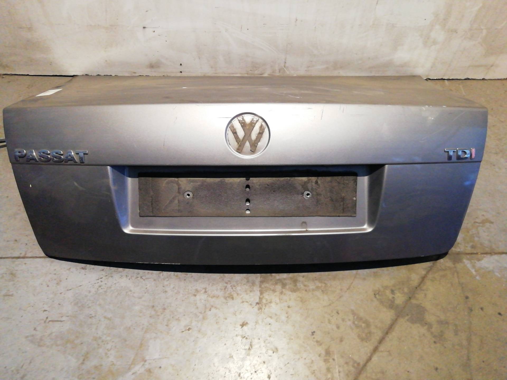 Hayon VOLKSWAGEN PASSAT VARIANT (3B6)