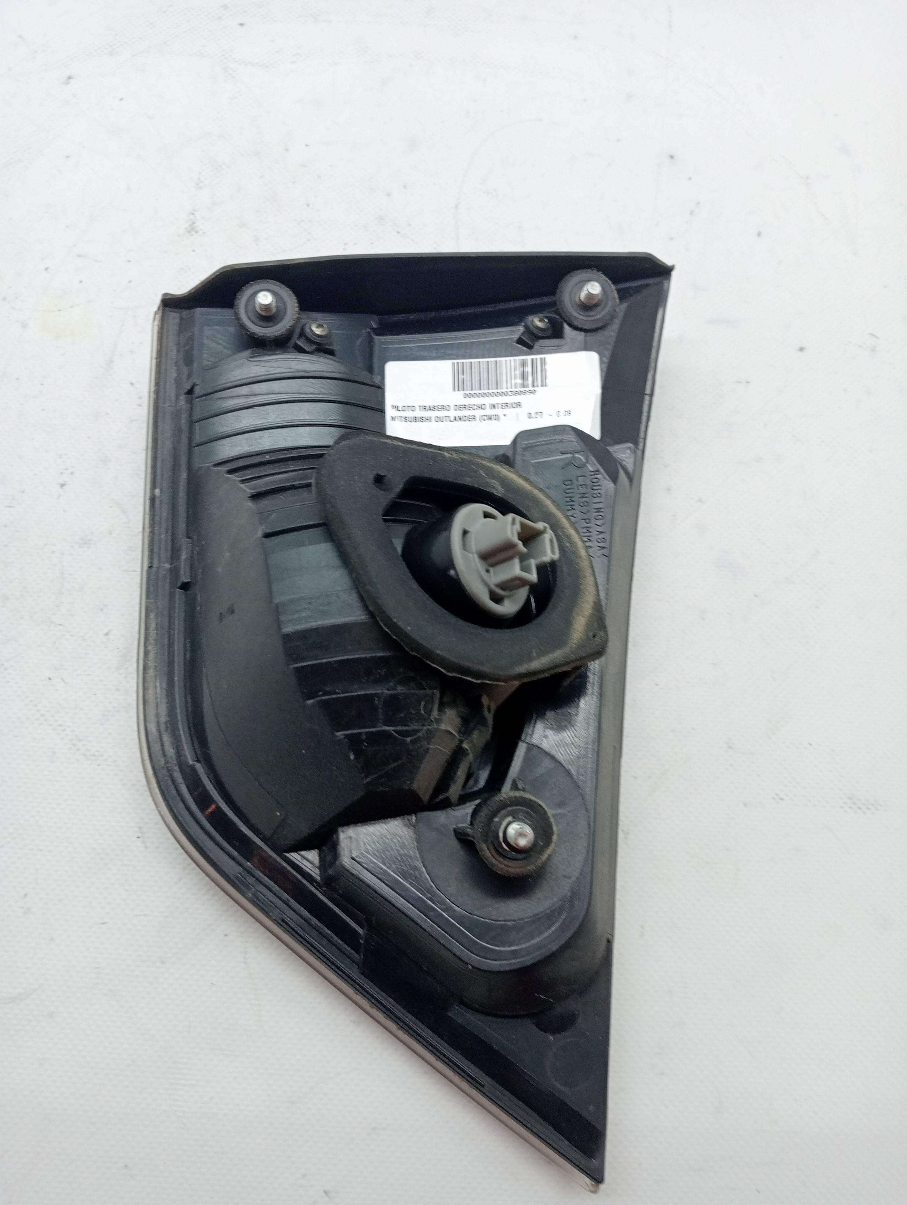 PILOTO TRASERO DERECHO INTERIOR MITSUBISHI OUTLANDER (CW0)