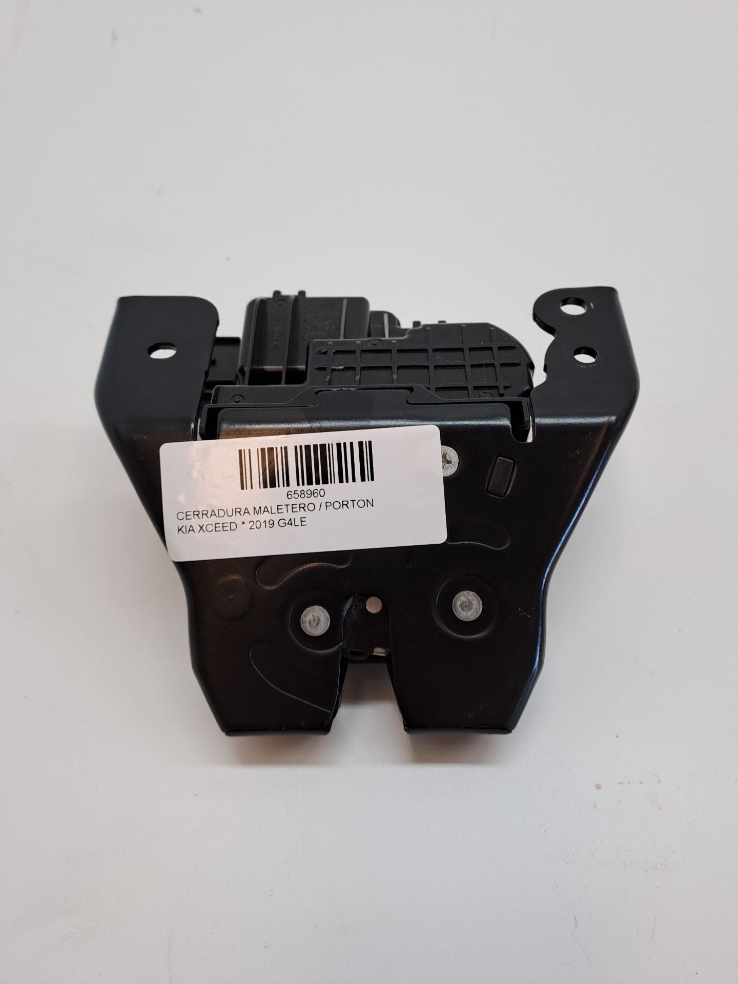 CERRADURA MALETERO / PORTON KIA XCEED