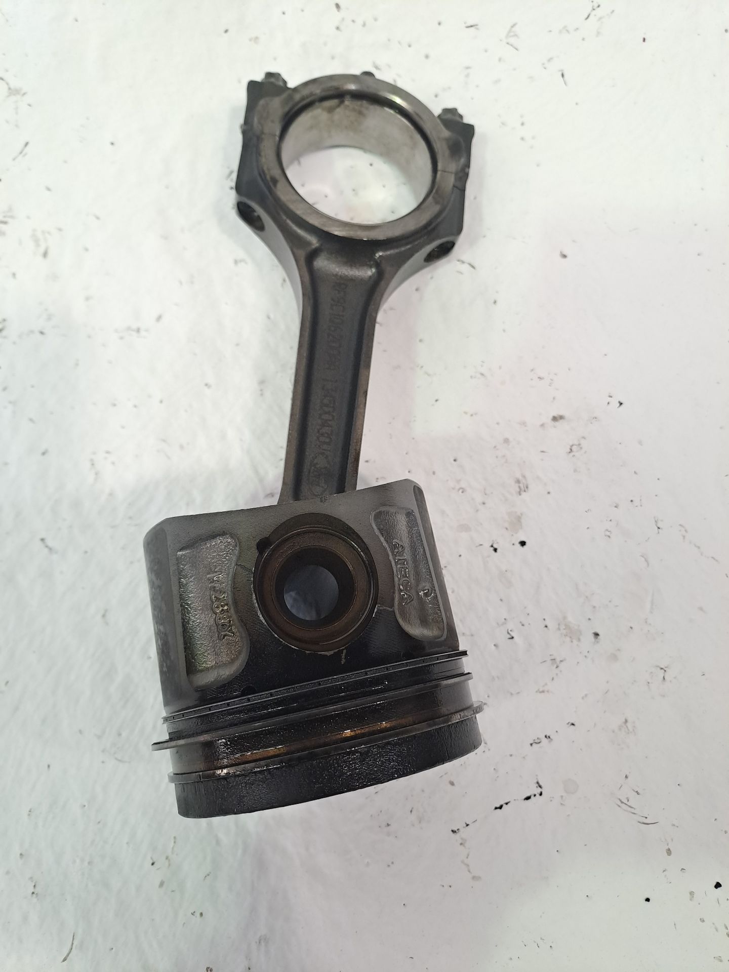 Pistone FORD TRANSIT CONNECT (TC7)