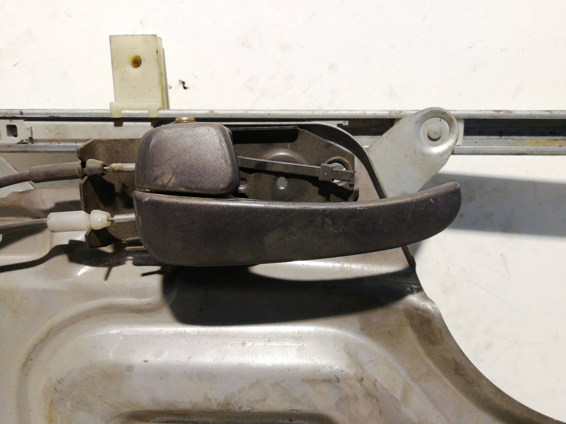 Front left door lock HYUNDAI TRAJET (FO)